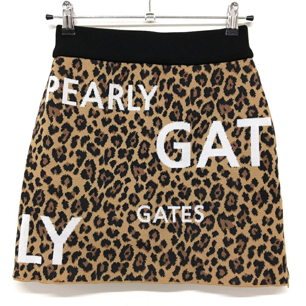 商品説明 ブランド PEARLY GATES アイテム ニットスカート 表記サイズ 0 ※海外サイズの場合もございます。必ず実寸サイズをご確認ください。 実寸サイズ 　ウエスト：約32cm　スカート丈：約43cm ※実寸サイズの採寸方法については、こちらをご覧ください。 ★実寸サイズは平台に平置きして外寸を測定しており、商品によっては若干の誤差が生じます。数cmの誤差は予めご了承くださいませ。 特徴・仕様 適応時期 春 ・ 秋 商品ランク N コメント 商品ランク（ゴルフウェア） N 新品（タグ付き) S 新品未使用品（タグなし） A+ 使用感や汚れ等がない、または目立たない綺麗な中古品 A 使用感や汚れ等が少ない美品や良品 B+ 使用感や中小の汚れ等がある一般的な中古品 B 使用感や大中の汚れ等がある一般的な中古品 C 使用感や大中の汚れ、小さな穴等がある中古品 商品ランク（ゴルフシューズ） N 新品（タグ付き) S 新品未使用品（タグなし） A+ しわや汚れ等がない、または少ない綺麗な中古品 A しわや小さな汚れはあるが、使用感が少ない美品や良品 B+ しわや中小の汚れ、使用感がある一般的な中古品 B しわや大中の汚れ、使用感がある一般的な中古品 C しわや大中の汚れ、使用感がある中古品 D しわや大きな汚れ、使用感がある中古品 &nbsp;★A+～CランクはUSED品となりますので、神経質な方はご入札をお控えください。 &nbsp;★Nランクは新品商品ですが、一部保管時による汚れ等があります。商品説明や写真で必ずご確認ください。　