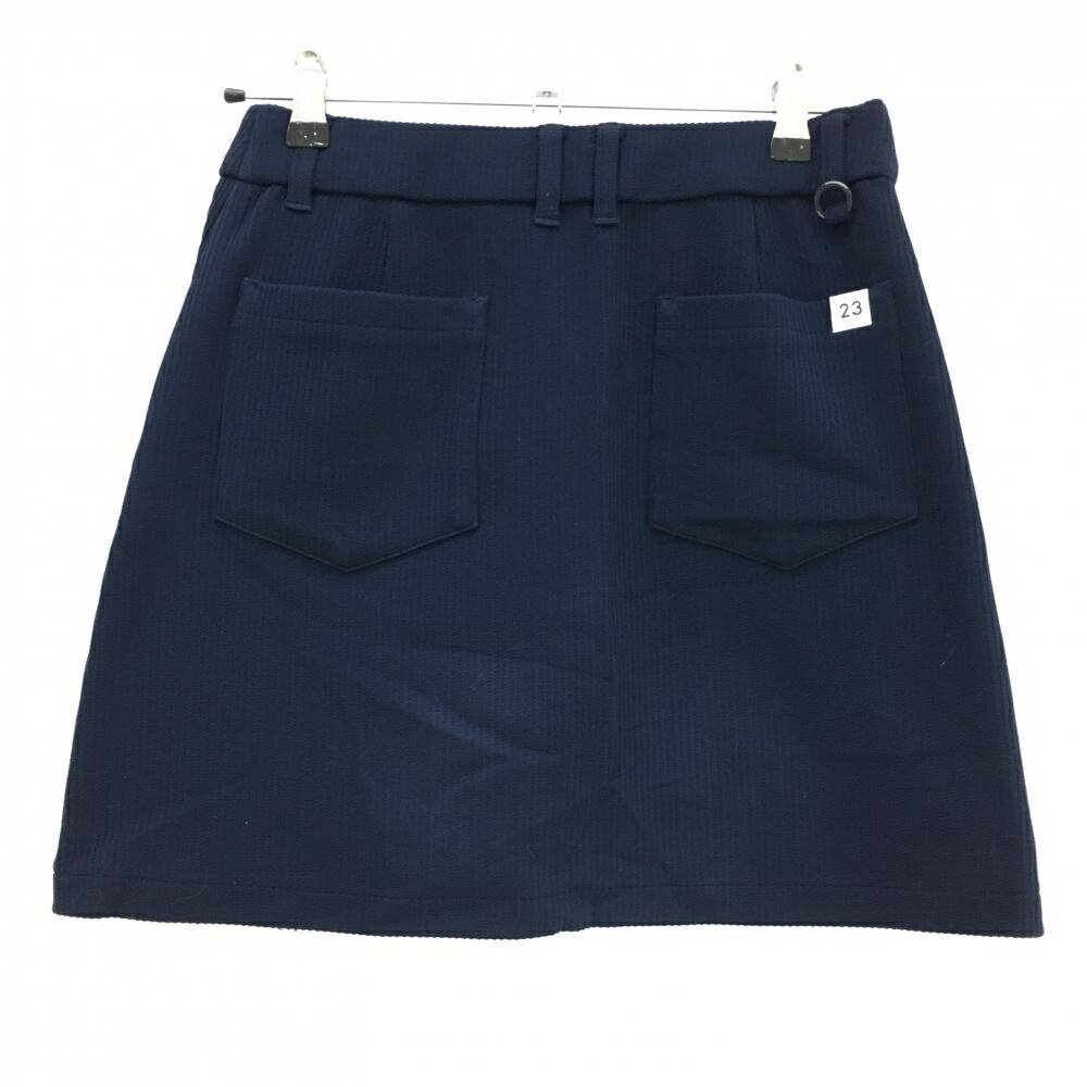 【超美品】23区ゴルフ スカート ネイビー ストライプ地模様 レディース 64 ゴルフウェア 23区