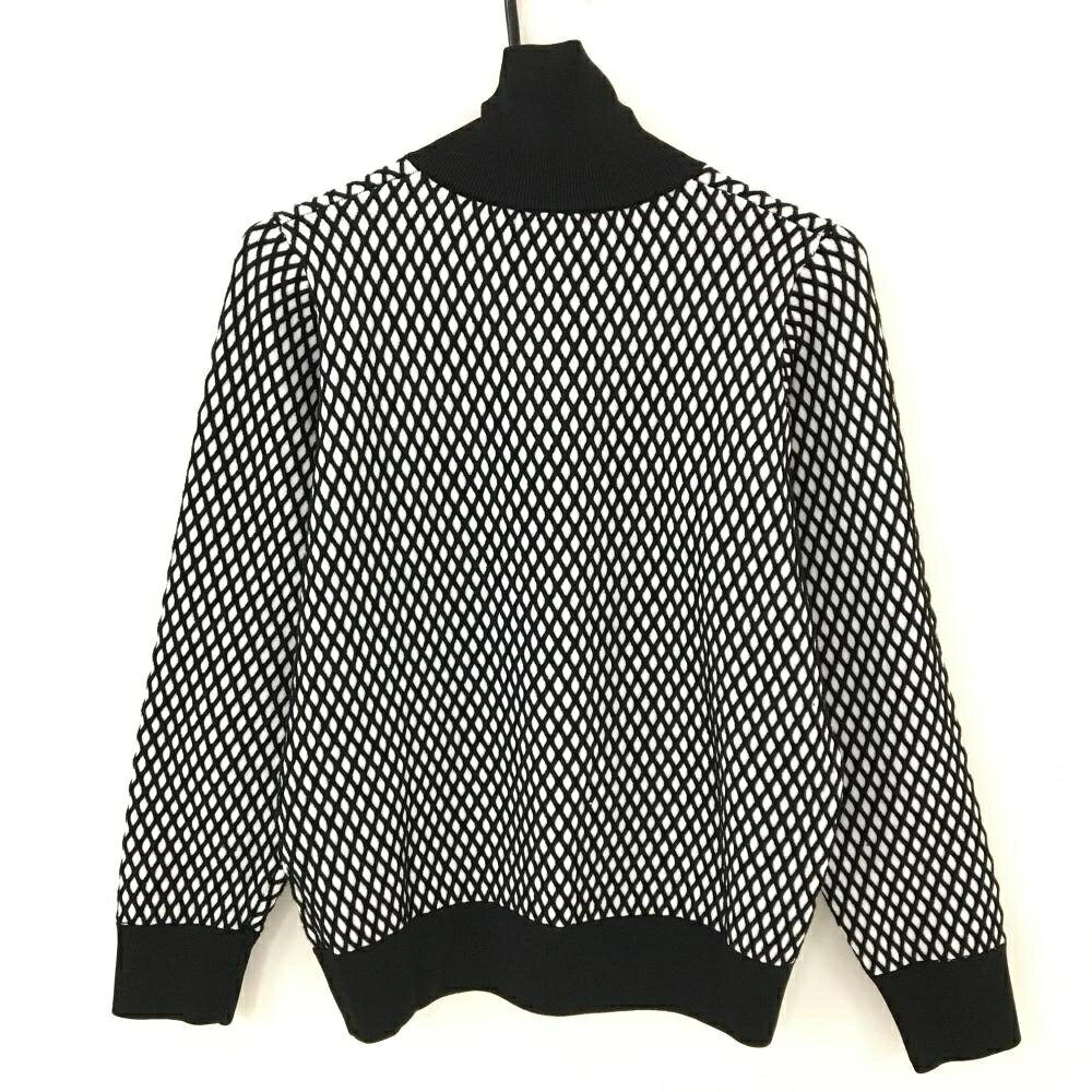レオナード 楽天市場店の【超美品】クアルトユナイテッドベーシック ハイネックセーター 黒×白 ダイヤ柄 ハーフジップ レディース M ゴルフウェア CUARTO UNITED｜アングル2