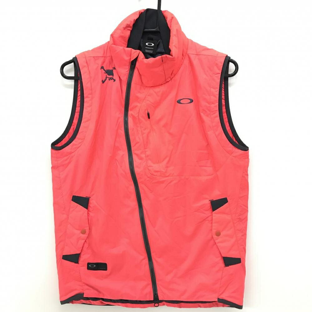 【美品】オークリー 中綿ベスト 蛍光レッド×黒 ロゴ刺しゅう メンズ M ゴルフウェア Oakley