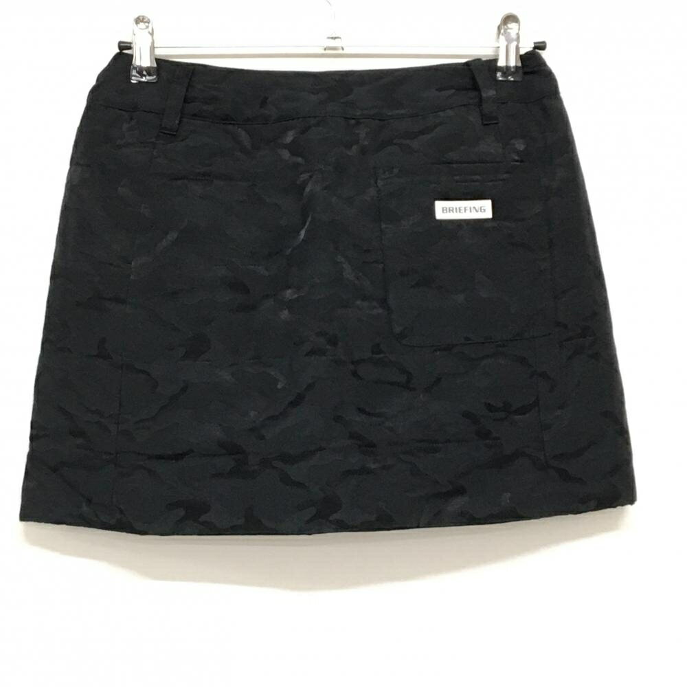 【超美品】ブリーフィング 中綿リバーシブルスカート 黒 カモフラ柄地模様 迷彩 片面無地 レディース S ゴルフウェア BRIEFING