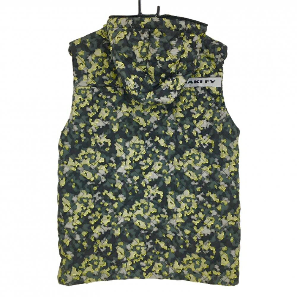 【超美品】オークリー 中綿ベスト カーキ×イエロー カモフラ調 迷彩 フード付 メンズ L ゴルフウェア Oakley