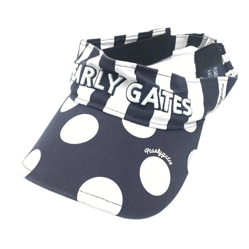 商品説明 ブランド PEARLY GATES アイテム サンバイザー 表記サイズ FR ※海外サイズの場合もございます。必ず実寸サイズをご確認ください。 実寸サイズ 　つば：約7.5cm ※実寸サイズの採寸方法については、こちらをご覧ください。 ★実寸サイズは平台に平置きして外寸を測定しており、商品によっては若干の誤差が生じます。数cmの誤差は予めご了承くださいませ。 特徴・仕様 付属品 商品ランク B+ コメント 色褪せ 商品ランク（ゴルフウェア） N 新品（タグ付き) S 新品未使用品（タグなし） A+ 使用感や汚れ等がない、または目立たない綺麗な中古品 A 使用感や汚れ等が少ない美品や良品 B+ 使用感や中小の汚れ等がある一般的な中古品 B 使用感や大中の汚れ等がある一般的な中古品 C 使用感や大中の汚れ、小さな穴等がある中古品 商品ランク（ゴルフシューズ） N 新品（タグ付き) S 新品未使用品（タグなし） A+ しわや汚れ等がない、または少ない綺麗な中古品 A しわや小さな汚れはあるが、使用感が少ない美品や良品 B+ しわや中小の汚れ、使用感がある一般的な中古品 B しわや大中の汚れ、使用感がある一般的な中古品 C しわや大中の汚れ、使用感がある中古品 D しわや大きな汚れ、使用感がある中古品 &nbsp;★A+～CランクはUSED品となりますので、神経質な方はご入札をお控えください。 &nbsp;★Nランクは新品商品ですが、一部保管時による汚れ等があります。商品説明や写真で必ずご確認ください。　