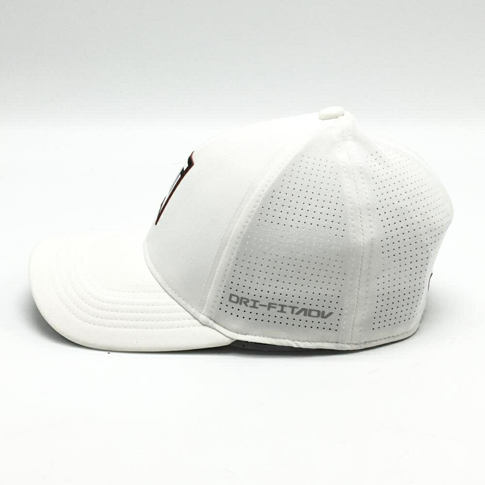 【超美品】ナイキ キャップ 白 タイガーウッズ DRY-FITADV 一部パンチング レディース XS/S ゴルフウェア 2023年モデル NIKE