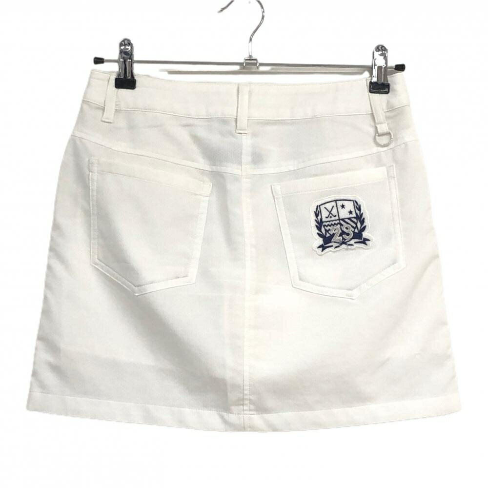 23区ゴルフ スカート 白 バックロゴ刺しゅう 内側インナーパンツ レディース 61(S) ゴルフウェア 23区