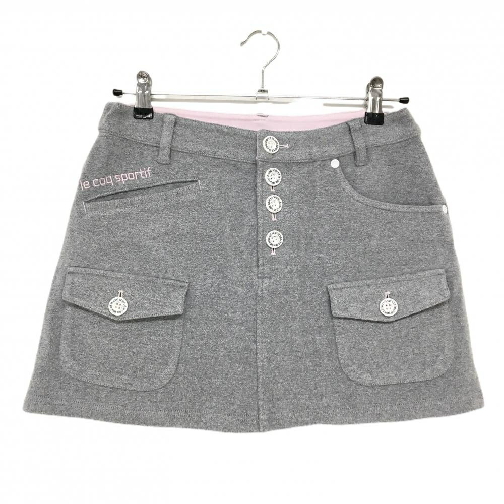 商品説明 ブランド le coq sportif アイテム スカート 表記サイズ 9 ※海外サイズの場合もございます。必ず実寸サイズをご確認ください。 実寸サイズ 　ウエスト：約38cm　スカート丈：約36cm ※実寸サイズの採寸方法については、こちらをご覧ください。 ★実寸サイズは平台に平置きして外寸を測定しており、商品によっては若干の誤差が生じます。数cmの誤差は予めご了承くださいませ。 特徴・仕様 適応時期 春 ・ 秋 商品ランク B+ コメント 毛羽立ち 商品ランク（ゴルフウェア） N 新品（タグ付き) S 新品未使用品（タグなし） A+ 使用感や汚れ等がない、または目立たない綺麗な中古品 A 使用感や汚れ等が少ない美品や良品 B+ 使用感や中小の汚れ等がある一般的な中古品 B 使用感や大中の汚れ等がある一般的な中古品 C 使用感や大中の汚れ、小さな穴等がある中古品 商品ランク（ゴルフシューズ） N 新品（タグ付き) S 新品未使用品（タグなし） A+ しわや汚れ等がない、または少ない綺麗な中古品 A しわや小さな汚れはあるが、使用感が少ない美品や良品 B+ しわや中小の汚れ、使用感がある一般的な中古品 B しわや大中の汚れ、使用感がある一般的な中古品 C しわや大中の汚れ、使用感がある中古品 D しわや大きな汚れ、使用感がある中古品 &nbsp;★A+～CランクはUSED品となりますので、神経質な方はご入札をお控えください。 &nbsp;★Nランクは新品商品ですが、一部保管時による汚れ等があります。商品説明や写真で必ずご確認ください。　