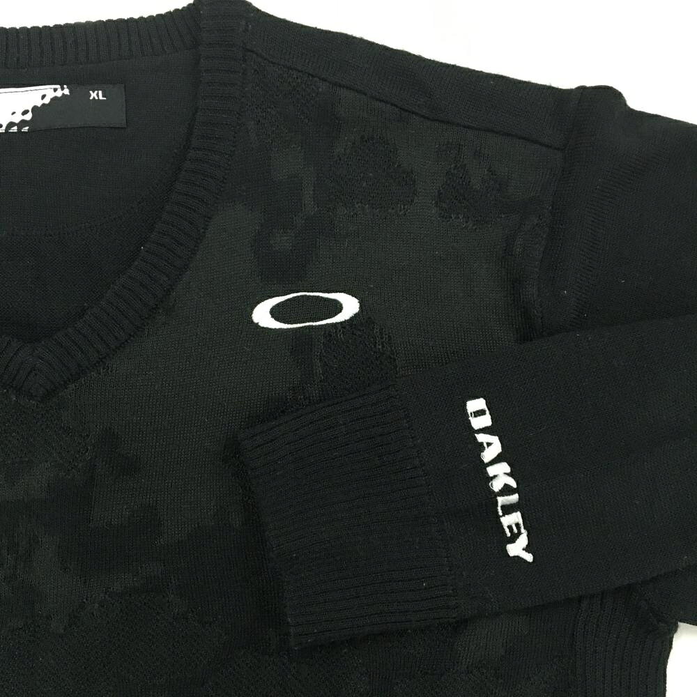 レオナード 楽天市場店の【美品】オークリー セーター 黒 前身頃総柄 Vネック ウール混 ニット メンズ XL ゴルフウェア Oakley｜アングル3
