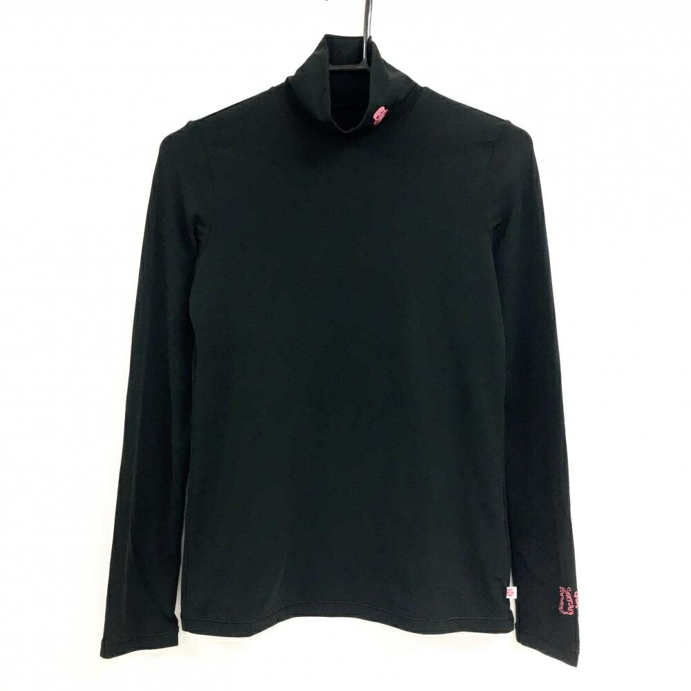 商品説明 ブランド Dance With Dragon アイテム ハイネックインナーシャツ 表記サイズ 2 ※海外サイズの場合もございます。必ず実寸サイズをご確認ください。 実寸サイズ 　身幅：約41cm　袖丈：約60.5cm　肩幅：約34.5cm　着丈：約60cm ※実寸サイズの採寸方法については、こちらをご覧ください。 ★実寸サイズは平台に平置きして外寸を測定しており、商品によっては若干の誤差が生じます。数cmの誤差は予めご了承くださいませ。 特徴・仕様 ネックスカル刺しゅう 微起毛　 適応時期 春 ・ 秋 商品ランク A+ コメント 商品ランク（ゴルフウェア） N 新品（タグ付き) S 新品未使用品（タグなし） A+ 使用感や汚れ等がない、または目立たない綺麗な中古品 A 使用感や汚れ等が少ない美品や良品 B+ 使用感や中小の汚れ等がある一般的な中古品 B 使用感や大中の汚れ等がある一般的な中古品 C 使用感や大中の汚れ、小さな穴等がある中古品 商品ランク（ゴルフシューズ） N 新品（タグ付き) S 新品未使用品（タグなし） A+ しわや汚れ等がない、または少ない綺麗な中古品 A しわや小さな汚れはあるが、使用感が少ない美品や良品 B+ しわや中小の汚れ、使用感がある一般的な中古品 B しわや大中の汚れ、使用感がある一般的な中古品 C しわや大中の汚れ、使用感がある中古品 D しわや大きな汚れ、使用感がある中古品 &nbsp;★A+～CランクはUSED品となりますので、神経質な方はご入札をお控えください。 &nbsp;★Nランクは新品商品ですが、一部保管時による汚れ等があります。商品説明や写真で必ずご確認ください。　