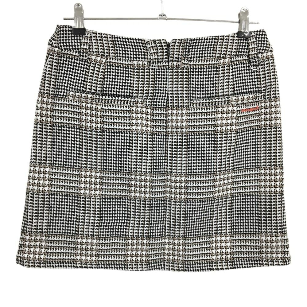 レオナード 楽天市場店の【美品】ビバハート スカート 白×黒 チェック ニット ロゴ刺しゅう レディース 42(L) ゴルフウェア VIVA HEART｜アングル2