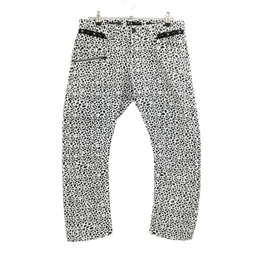 【超美品】オークリー パンツ 白×黒 総柄 ストレッチ メンズ 34 ゴルフウェア Oakley(4.0)