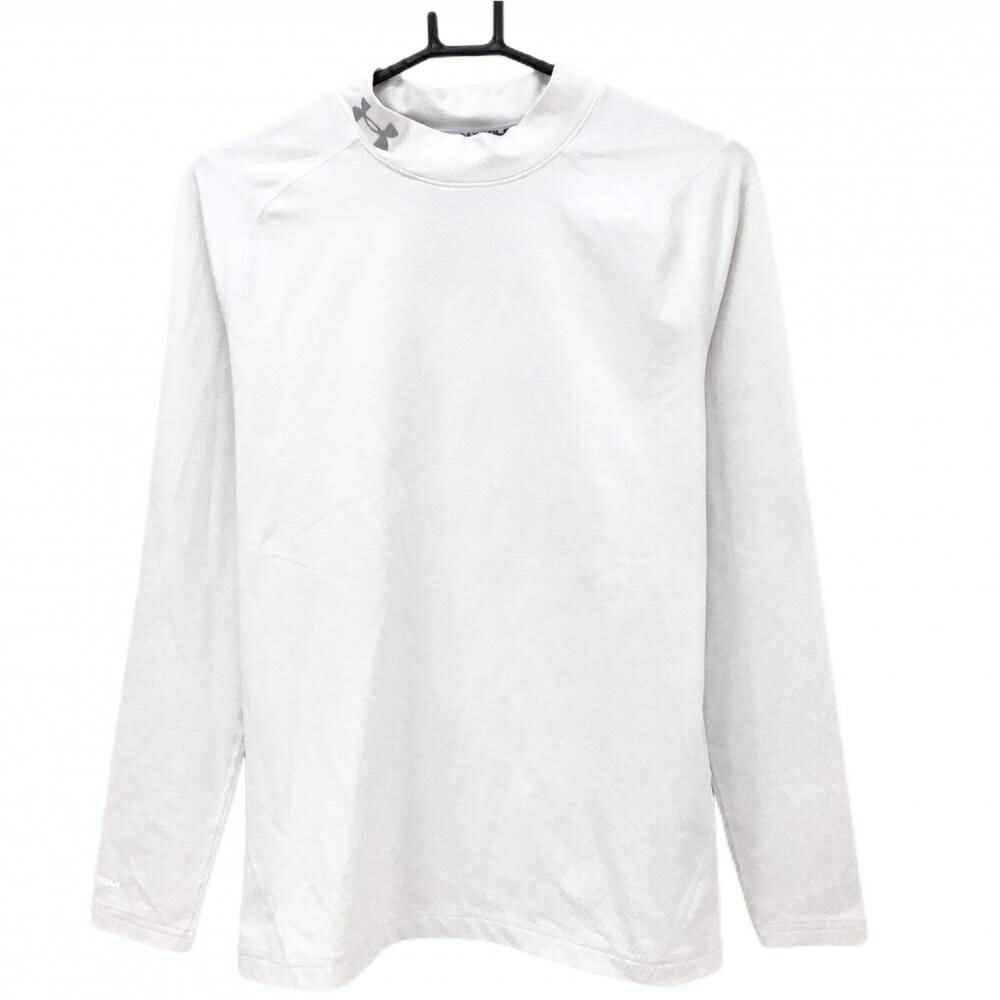 商品説明 ブランド UNDER ARMOUR アイテム インナーシャツ 表記サイズ MD/M/M ※海外サイズの場合もございます。必ず実寸サイズをご確認ください。 実寸サイズ 　身幅：約49cm　袖丈：約61cm　肩幅：約39cm　着丈：約64.5cm ※実寸サイズの採寸方法については、こちらをご覧ください。 ★実寸サイズは平台に平置きして外寸を測定しており、商品によっては若干の誤差が生じます。数cmの誤差は予めご了承くださいませ。 特徴・仕様 適応時期 通年 商品ランク A コメント ネック薄汚れ 商品ランク（ゴルフウェア） N 新品（タグ付き) S 新品未使用品（タグなし） A+ 使用感や汚れ等がない、または目立たない綺麗な中古品 A 使用感や汚れ等が少ない美品や良品 B+ 使用感や中小の汚れ等がある一般的な中古品 B 使用感や大中の汚れ等がある一般的な中古品 C 使用感や大中の汚れ、小さな穴等がある中古品 商品ランク（ゴルフシューズ） N 新品（タグ付き) S 新品未使用品（タグなし） A+ しわや汚れ等がない、または少ない綺麗な中古品 A しわや小さな汚れはあるが、使用感が少ない美品や良品 B+ しわや中小の汚れ、使用感がある一般的な中古品 B しわや大中の汚れ、使用感がある一般的な中古品 C しわや大中の汚れ、使用感がある中古品 D しわや大きな汚れ、使用感がある中古品 &nbsp;★A+～CランクはUSED品となりますので、神経質な方はご入札をお控えください。 &nbsp;★Nランクは新品商品ですが、一部保管時による汚れ等があります。商品説明や写真で必ずご確認ください。　