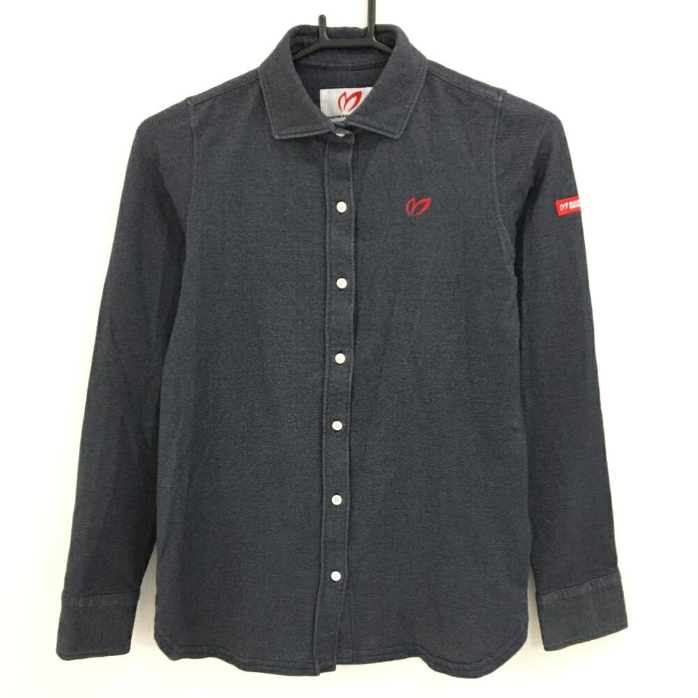 商品説明 ブランド MASTER BUNNY EDITION アイテム 長袖シャツ 表記サイズ 1 ※海外サイズの場合もございます。必ず実寸サイズをご確認ください。 実寸サイズ 　身幅：約42.5cm　袖丈：約59cm　肩幅：約31.5cm　着丈：約58cm ※実寸サイズの採寸方法については、こちらをご覧ください。 ★実寸サイズは平台に平置きして外寸を測定しており、商品によっては若干の誤差が生じます。数cmの誤差は予めご了承くださいませ。 特徴・仕様 適応時期 春 ・ 秋 商品ランク B+ コメント 襟・前立て・袖口等色褪せ 商品ランク（ゴルフウェア） N 新品（タグ付き) S 新品未使用品（タグなし） A+ 使用感や汚れ等がない、または目立たない綺麗な中古品 A 使用感や汚れ等が少ない美品や良品 B+ 使用感や中小の汚れ等がある一般的な中古品 B 使用感や大中の汚れ等がある一般的な中古品 C 使用感や大中の汚れ、小さな穴等がある中古品 商品ランク（ゴルフシューズ） N 新品（タグ付き) S 新品未使用品（タグなし） A+ しわや汚れ等がない、または少ない綺麗な中古品 A しわや小さな汚れはあるが、使用感が少ない美品や良品 B+ しわや中小の汚れ、使用感がある一般的な中古品 B しわや大中の汚れ、使用感がある一般的な中古品 C しわや大中の汚れ、使用感がある中古品 D しわや大きな汚れ、使用感がある中古品 &nbsp;★A+～CランクはUSED品となりますので、神経質な方はご入札をお控えください。 &nbsp;★Nランクは新品商品ですが、一部保管時による汚れ等があります。商品説明や写真で必ずご確認ください。　