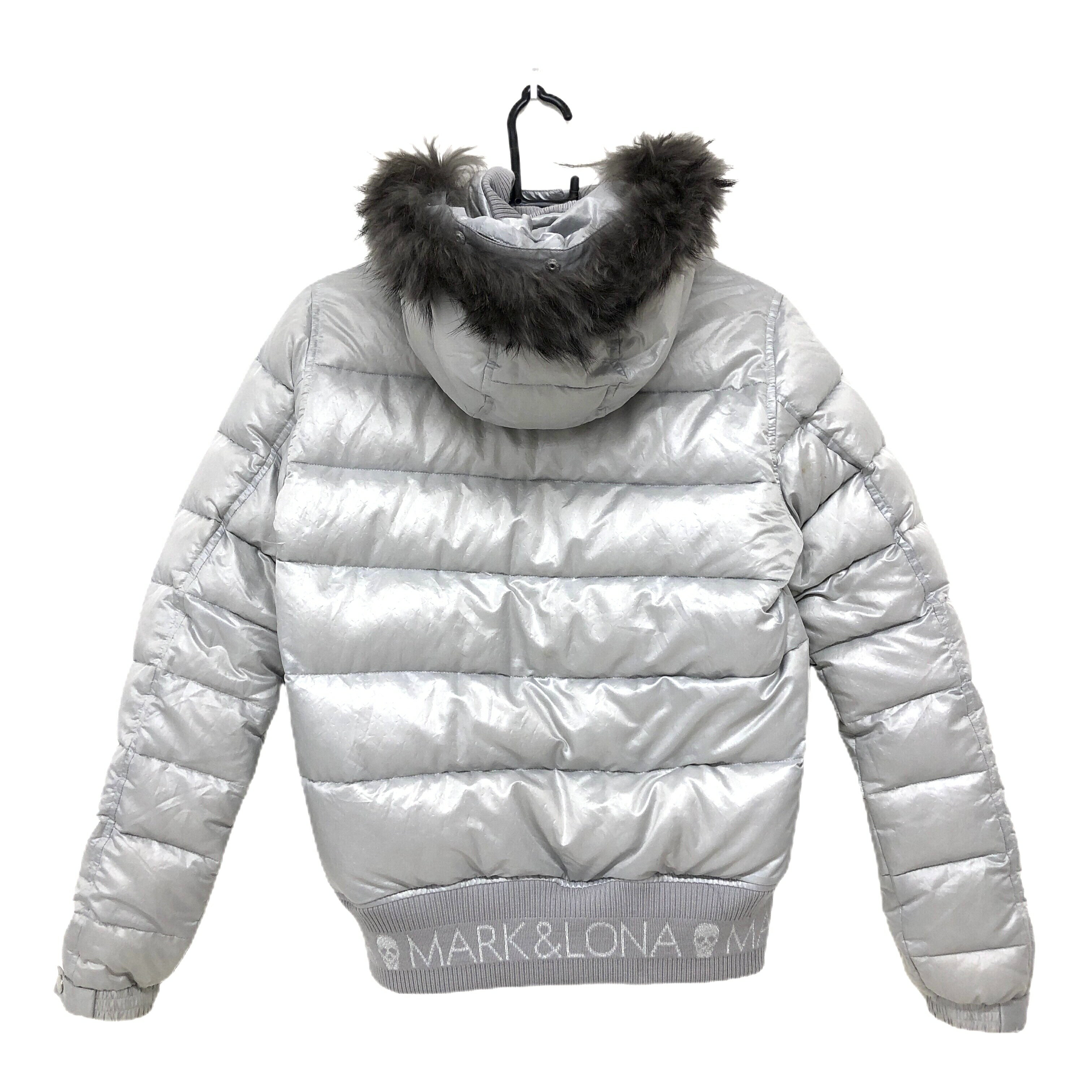マークアンドロナ 2WAYダウンジャケット ライトグレー 星総柄 フード・ファー着脱可 スカル レディース S ゴルフウェア MARK＆LONA