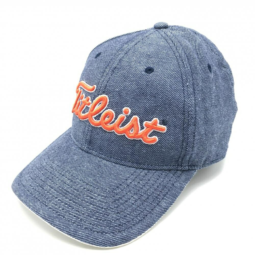 商品説明 ブランド TITLEIST アイテム キャップ 表記サイズ ※海外サイズの場合もございます。必ず実寸サイズをご確認ください。 実寸サイズ 　つば：約7cm ※実寸サイズの採寸方法については、こちらをご覧ください。 ★実寸サイズは平台に平置きして外寸を測定しており、商品によっては若干の誤差が生じます。数cmの誤差は予めご了承くださいませ。 特徴・仕様 付属品 商品ランク A コメント つば裏薄汚れ 商品ランク（ゴルフウェア） N 新品（タグ付き) S 新品未使用品（タグなし） A+ 使用感や汚れ等がない、または目立たない綺麗な中古品 A 使用感や汚れ等が少ない美品や良品 B+ 使用感や中小の汚れ等がある一般的な中古品 B 使用感や大中の汚れ等がある一般的な中古品 C 使用感や大中の汚れ、小さな穴等がある中古品 商品ランク（ゴルフシューズ） N 新品（タグ付き) S 新品未使用品（タグなし） A+ しわや汚れ等がない、または少ない綺麗な中古品 A しわや小さな汚れはあるが、使用感が少ない美品や良品 B+ しわや中小の汚れ、使用感がある一般的な中古品 B しわや大中の汚れ、使用感がある一般的な中古品 C しわや大中の汚れ、使用感がある中古品 D しわや大きな汚れ、使用感がある中古品 &nbsp;★A+～CランクはUSED品となりますので、神経質な方はご入札をお控えください。 &nbsp;★Nランクは新品商品ですが、一部保管時による汚れ等があります。商品説明や写真で必ずご確認ください。　