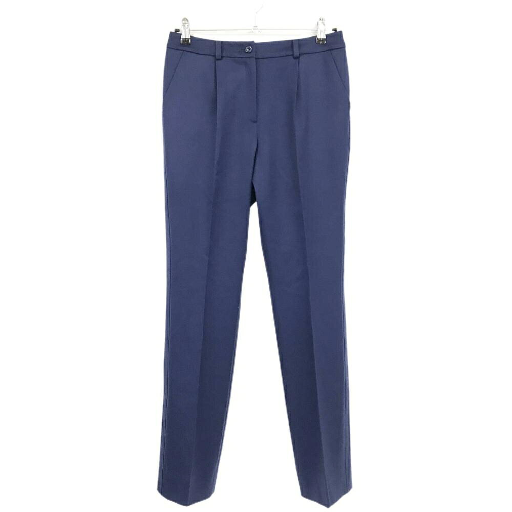 商品説明 ブランド LANVIN SPORT アイテム パンツ 表記サイズ 40 ※海外サイズの場合もございます。必ず実寸サイズをご確認ください。 実寸サイズ 　ウエスト：約37cm　股上：約28cm　股下：約75.5cm　もも幅：約30cm　裾幅：約19.5cm ※実寸サイズの採寸方法については、こちらをご覧ください。 ★実寸サイズは平台に平置きして外寸を測定しており、商品によっては若干の誤差が生じます。数cmの誤差は予めご了承くださいませ。 特徴・仕様 適応時期 春 ・ 秋 商品ランク A コメント ヒップ糸引き 商品ランク（ゴルフウェア） N 新品（タグ付き) S 新品未使用品（タグなし） A+ 使用感や汚れ等がない、または目立たない綺麗な中古品 A 使用感や汚れ等が少ない美品や良品 B+ 使用感や中小の汚れ等がある一般的な中古品 B 使用感や大中の汚れ等がある一般的な中古品 C 使用感や大中の汚れ、小さな穴等がある中古品 商品ランク（ゴルフシューズ） N 新品（タグ付き) S 新品未使用品（タグなし） A+ しわや汚れ等がない、または少ない綺麗な中古品 A しわや小さな汚れはあるが、使用感が少ない美品や良品 B+ しわや中小の汚れ、使用感がある一般的な中古品 B しわや大中の汚れ、使用感がある一般的な中古品 C しわや大中の汚れ、使用感がある中古品 D しわや大きな汚れ、使用感がある中古品 &nbsp;★A+～CランクはUSED品となりますので、神経質な方はご入札をお控えください。 &nbsp;★Nランクは新品商品ですが、一部保管時による汚れ等があります。商品説明や写真で必ずご確認ください。　