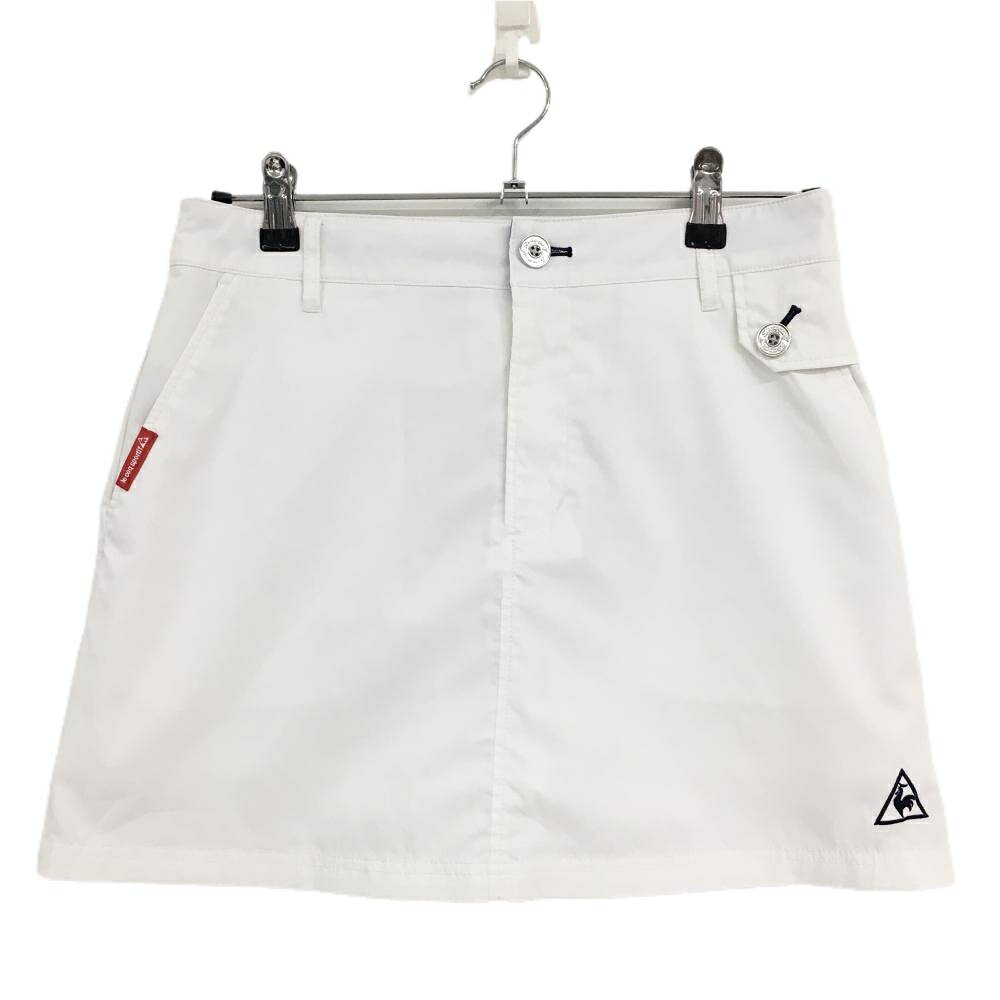 商品説明 ブランド le coq sportif アイテム スカート 表記サイズ 11 ※海外サイズの場合もございます。必ず実寸サイズをご確認ください。 実寸サイズ 　ウエスト：約38.5cm　スカート丈：約38cm ※実寸サイズの採寸方法については、こちらをご覧ください。 ★実寸サイズは平台に平置きして外寸を測定しており、商品によっては若干の誤差が生じます。数cmの誤差は予めご了承くださいませ。 特徴・仕様 内側インナーパンツ　 適応時期 春 ・ 夏 商品ランク A+ コメント 商品ランク（ゴルフウェア） N 新品（タグ付き) S 新品未使用品（タグなし） A+ 使用感や汚れ等がない、または目立たない綺麗な中古品 A 使用感や汚れ等が少ない美品や良品 B+ 使用感や中小の汚れ等がある一般的な中古品 B 使用感や大中の汚れ等がある一般的な中古品 C 使用感や大中の汚れ、小さな穴等がある中古品 商品ランク（ゴルフシューズ） N 新品（タグ付き) S 新品未使用品（タグなし） A+ しわや汚れ等がない、または少ない綺麗な中古品 A しわや小さな汚れはあるが、使用感が少ない美品や良品 B+ しわや中小の汚れ、使用感がある一般的な中古品 B しわや大中の汚れ、使用感がある一般的な中古品 C しわや大中の汚れ、使用感がある中古品 D しわや大きな汚れ、使用感がある中古品 &nbsp;★A+～CランクはUSED品となりますので、神経質な方はご入札をお控えください。 &nbsp;★Nランクは新品商品ですが、一部保管時による汚れ等があります。商品説明や写真で必ずご確認ください。　