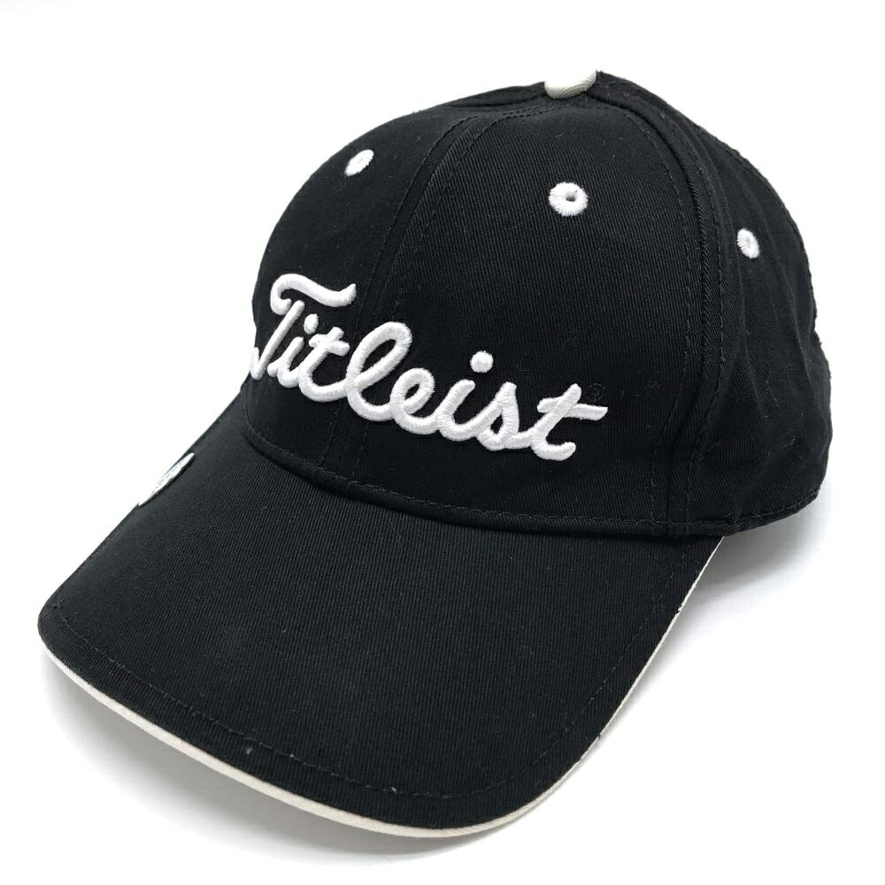 商品説明 ブランド TITLEIST アイテム キャップ 表記サイズ ※海外サイズの場合もございます。必ず実寸サイズをご確認ください。 実寸サイズ 　つば：約7cm ※実寸サイズの採寸方法については、こちらをご覧ください。 ★実寸サイズは平台に平置きして外寸を測定しており、商品によっては若干の誤差が生じます。数cmの誤差は予めご了承くださいませ。 特徴・仕様 付属品 商品ランク A コメント つば裏汚れ、型くずれ少 商品ランク（ゴルフウェア） N 新品（タグ付き) S 新品未使用品（タグなし） A+ 使用感や汚れ等がない、または目立たない綺麗な中古品 A 使用感や汚れ等が少ない美品や良品 B+ 使用感や中小の汚れ等がある一般的な中古品 B 使用感や大中の汚れ等がある一般的な中古品 C 使用感や大中の汚れ、小さな穴等がある中古品 商品ランク（ゴルフシューズ） N 新品（タグ付き) S 新品未使用品（タグなし） A+ しわや汚れ等がない、または少ない綺麗な中古品 A しわや小さな汚れはあるが、使用感が少ない美品や良品 B+ しわや中小の汚れ、使用感がある一般的な中古品 B しわや大中の汚れ、使用感がある一般的な中古品 C しわや大中の汚れ、使用感がある中古品 D しわや大きな汚れ、使用感がある中古品 &nbsp;★A+～CランクはUSED品となりますので、神経質な方はご入札をお控えください。 &nbsp;★Nランクは新品商品ですが、一部保管時による汚れ等があります。商品説明や写真で必ずご確認ください。　