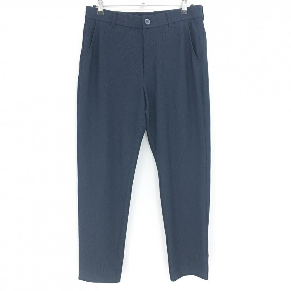 商品説明 ブランド ZOY アイテム パンツ 表記サイズ 85 ※海外サイズの場合もございます。必ず実寸サイズをご確認ください。 実寸サイズ 　ウエスト：約42.5cm　股上：約29cm　股下：約73.5cm　もも幅：約32cm　裾幅：約17.5cm ※実寸サイズの採寸方法については、こちらをご覧ください。 ★実寸サイズは平台に平置きして外寸を測定しており、商品によっては若干の誤差が生じます。数cmの誤差は予めご了承くださいませ。 特徴・仕様 適応時期 春 ・ 夏 商品ランク A+ コメント 商品ランク（ゴルフウェア） N 新品（タグ付き) S 新品未使用品（タグなし） A+ 使用感や汚れ等がない、または目立たない綺麗な中古品 A 使用感や汚れ等が少ない美品や良品 B+ 使用感や中小の汚れ等がある一般的な中古品 B 使用感や大中の汚れ等がある一般的な中古品 C 使用感や大中の汚れ、小さな穴等がある中古品 商品ランク（ゴルフシューズ） N 新品（タグ付き) S 新品未使用品（タグなし） A+ しわや汚れ等がない、または少ない綺麗な中古品 A しわや小さな汚れはあるが、使用感が少ない美品や良品 B+ しわや中小の汚れ、使用感がある一般的な中古品 B しわや大中の汚れ、使用感がある一般的な中古品 C しわや大中の汚れ、使用感がある中古品 D しわや大きな汚れ、使用感がある中古品 &nbsp;★A+～CランクはUSED品となりますので、神経質な方はご入札をお控えください。 &nbsp;★Nランクは新品商品ですが、一部保管時による汚れ等があります。商品説明や写真で必ずご確認ください。　