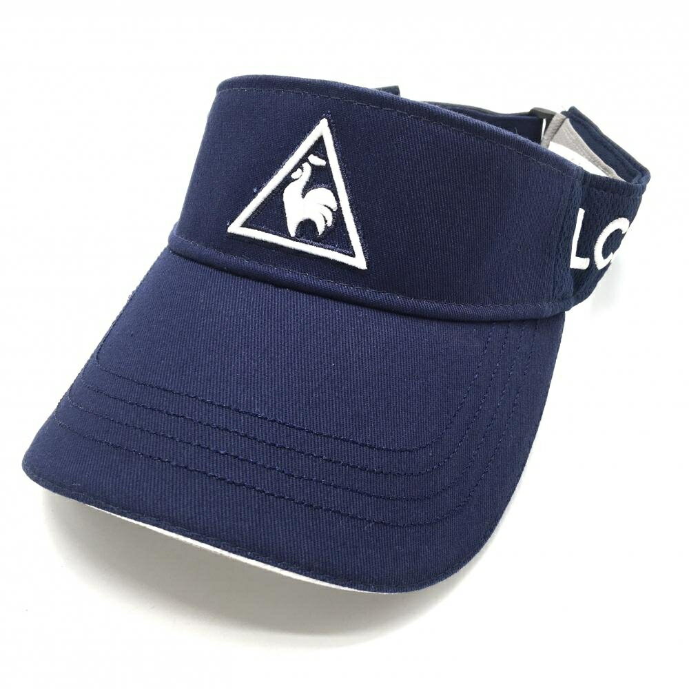 商品説明 ブランド le coq sportif アイテム サンバイザー 表記サイズ F(57-59cm) ※海外サイズの場合もございます。必ず実寸サイズをご確認ください。 実寸サイズ 　つば：約7cm ※実寸サイズの採寸方法については、こちらをご覧ください。 ★実寸サイズは平台に平置きして外寸を測定しており、商品によっては若干の誤差が生じます。数cmの誤差は予めご了承くださいませ。 特徴・仕様 付属品 商品ランク A+ コメント 商品ランク（ゴルフウェア） N 新品（タグ付き) S 新品未使用品（タグなし） A+ 使用感や汚れ等がない、または目立たない綺麗な中古品 A 使用感や汚れ等が少ない美品や良品 B+ 使用感や中小の汚れ等がある一般的な中古品 B 使用感や大中の汚れ等がある一般的な中古品 C 使用感や大中の汚れ、小さな穴等がある中古品 商品ランク（ゴルフシューズ） N 新品（タグ付き) S 新品未使用品（タグなし） A+ しわや汚れ等がない、または少ない綺麗な中古品 A しわや小さな汚れはあるが、使用感が少ない美品や良品 B+ しわや中小の汚れ、使用感がある一般的な中古品 B しわや大中の汚れ、使用感がある一般的な中古品 C しわや大中の汚れ、使用感がある中古品 D しわや大きな汚れ、使用感がある中古品 &nbsp;★A+～CランクはUSED品となりますので、神経質な方はご入札をお控えください。 &nbsp;★Nランクは新品商品ですが、一部保管時による汚れ等があります。商品説明や写真で必ずご確認ください。　