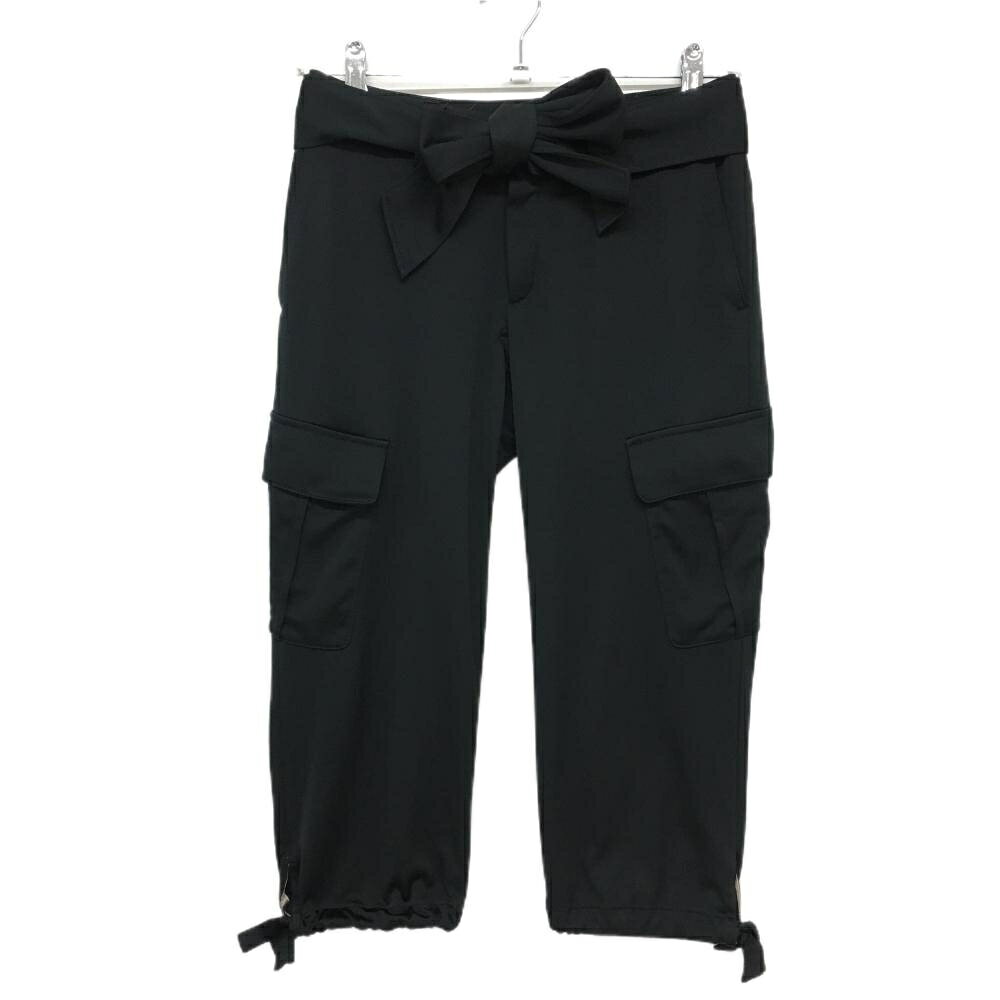 商品説明 ブランド adidas アイテム 半端丈カーゴパンツ 表記サイズ XS/XP ※海外サイズの場合もございます。必ず実寸サイズをご確認ください。 実寸サイズ 　ウエスト：約35cm　股上：約19cm　股下：約47cm　もも幅：約23.5cm　裾幅：約19.5cm ※実寸サイズの採寸方法については、こちらをご覧ください。 ★実寸サイズは平台に平置きして外寸を測定しており、商品によっては若干の誤差が生じます。数cmの誤差は予めご了承くださいませ。 特徴・仕様 適応時期 春 ・ 夏 商品ランク A コメント ファスナー部縫製解け少 商品ランク（ゴルフウェア） N 新品（タグ付き) S 新品未使用品（タグなし） A+ 使用感や汚れ等がない、または目立たない綺麗な中古品 A 使用感や汚れ等が少ない美品や良品 B+ 使用感や中小の汚れ等がある一般的な中古品 B 使用感や大中の汚れ等がある一般的な中古品 C 使用感や大中の汚れ、小さな穴等がある中古品 商品ランク（ゴルフシューズ） N 新品（タグ付き) S 新品未使用品（タグなし） A+ しわや汚れ等がない、または少ない綺麗な中古品 A しわや小さな汚れはあるが、使用感が少ない美品や良品 B+ しわや中小の汚れ、使用感がある一般的な中古品 B しわや大中の汚れ、使用感がある一般的な中古品 C しわや大中の汚れ、使用感がある中古品 D しわや大きな汚れ、使用感がある中古品 &nbsp;★A+～CランクはUSED品となりますので、神経質な方はご入札をお控えください。 &nbsp;★Nランクは新品商品ですが、一部保管時による汚れ等があります。商品説明や写真で必ずご確認ください。　