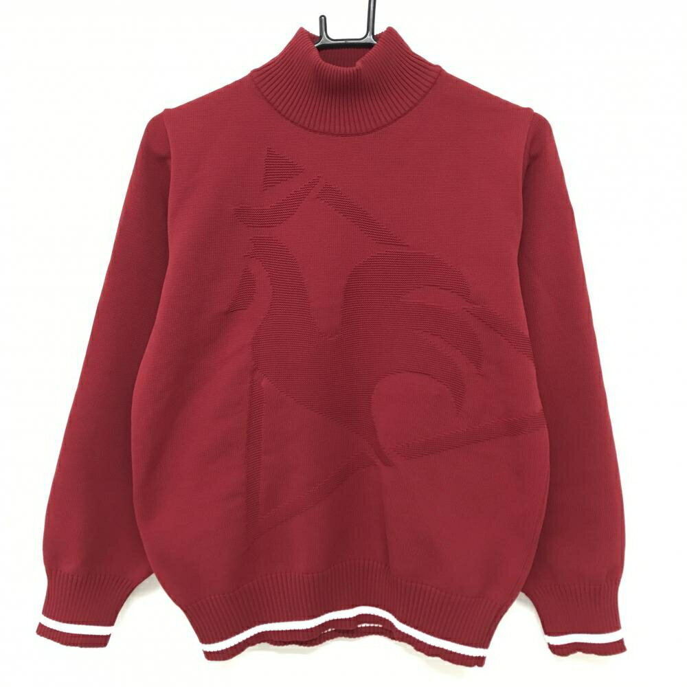 商品説明 ブランド le coq sportif アイテム ハイネックセーター 表記サイズ F ※海外サイズの場合もございます。必ず実寸サイズをご確認ください。 実寸サイズ 　身幅：約50cm　袖丈：約59.5cm　肩幅：約37cm　着丈：約60.5cm ※実寸サイズの採寸方法については、こちらをご覧ください。 ★実寸サイズは平台に平置きして外寸を測定しており、商品によっては若干の誤差が生じます。数cmの誤差は予めご了承くださいませ。 特徴・仕様 適応時期 秋 ・ 冬 商品ランク A+ コメント 商品ランク（ゴルフウェア） N 新品（タグ付き) S 新品未使用品（タグなし） A+ 使用感や汚れ等がない、または目立たない綺麗な中古品 A 使用感や汚れ等が少ない美品や良品 B+ 使用感や中小の汚れ等がある一般的な中古品 B 使用感や大中の汚れ等がある一般的な中古品 C 使用感や大中の汚れ、小さな穴等がある中古品 商品ランク（ゴルフシューズ） N 新品（タグ付き) S 新品未使用品（タグなし） A+ しわや汚れ等がない、または少ない綺麗な中古品 A しわや小さな汚れはあるが、使用感が少ない美品や良品 B+ しわや中小の汚れ、使用感がある一般的な中古品 B しわや大中の汚れ、使用感がある一般的な中古品 C しわや大中の汚れ、使用感がある中古品 D しわや大きな汚れ、使用感がある中古品 &nbsp;★A+～CランクはUSED品となりますので、神経質な方はご入札をお控えください。 &nbsp;★Nランクは新品商品ですが、一部保管時による汚れ等があります。商品説明や写真で必ずご確認ください。　
