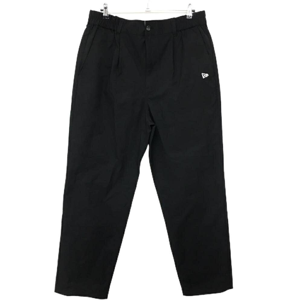 商品説明 ブランド New Era アイテム パンツ 表記サイズ XXLARGE ※海外サイズの場合もございます。必ず実寸サイズをご確認ください。 実寸サイズ 　ウエスト：約45.5cm　股上：約38cm　股下：約73.5cm　もも幅：約34.5cm　裾幅：約21.5cm ※実寸サイズの採寸方法については、こちらをご覧ください。 ★実寸サイズは平台に平置きして外寸を測定しており、商品によっては若干の誤差が生じます。数cmの誤差は予めご了承くださいませ。 特徴・仕様 適応時期 春 ・ 秋 商品ランク N コメント 商品ランク（ゴルフウェア） N 新品（タグ付き) S 新品未使用品（タグなし） A+ 使用感や汚れ等がない、または目立たない綺麗な中古品 A 使用感や汚れ等が少ない美品や良品 B+ 使用感や中小の汚れ等がある一般的な中古品 B 使用感や大中の汚れ等がある一般的な中古品 C 使用感や大中の汚れ、小さな穴等がある中古品 商品ランク（ゴルフシューズ） N 新品（タグ付き) S 新品未使用品（タグなし） A+ しわや汚れ等がない、または少ない綺麗な中古品 A しわや小さな汚れはあるが、使用感が少ない美品や良品 B+ しわや中小の汚れ、使用感がある一般的な中古品 B しわや大中の汚れ、使用感がある一般的な中古品 C しわや大中の汚れ、使用感がある中古品 D しわや大きな汚れ、使用感がある中古品 &nbsp;★A+～CランクはUSED品となりますので、神経質な方はご入札をお控えください。 &nbsp;★Nランクは新品商品ですが、一部保管時による汚れ等があります。商品説明や写真で必ずご確認ください。　