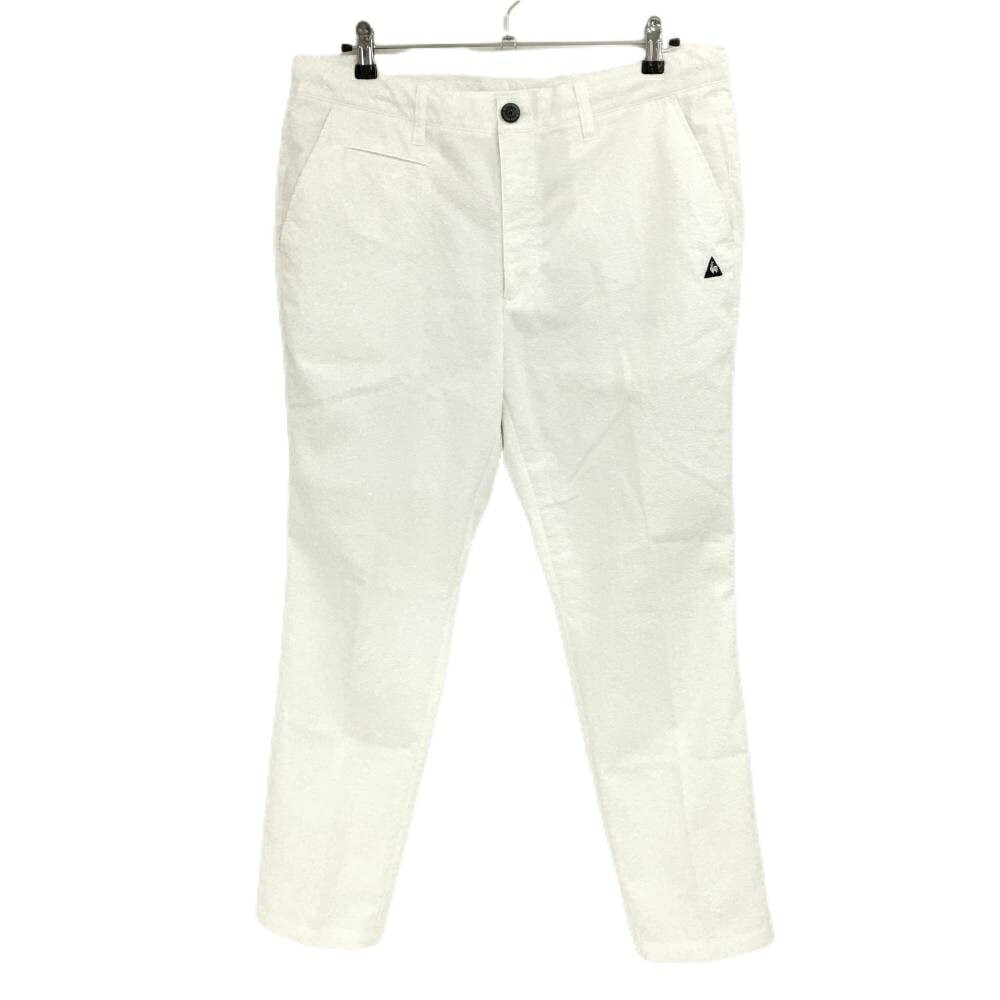 商品説明 ブランド le coq sportif アイテム パンツ 表記サイズ 84-90 ※海外サイズの場合もございます。必ず実寸サイズをご確認ください。 実寸サイズ 　ウエスト：約46cm　股上：約27cm　股下：約74cm　もも幅：約31cm　裾幅：約18cm ※実寸サイズの採寸方法については、こちらをご覧ください。 ★実寸サイズは平台に平置きして外寸を測定しており、商品によっては若干の誤差が生じます。数cmの誤差は予めご了承くださいませ。 特徴・仕様 適応時期 春 ・ 夏 商品ランク B+ コメント ポケット口・後ろポケット口・裾など汚れ 商品ランク（ゴルフウェア） N 新品（タグ付き) S 新品未使用品（タグなし） A+ 使用感や汚れ等がない、または目立たない綺麗な中古品 A 使用感や汚れ等が少ない美品や良品 B+ 使用感や中小の汚れ等がある一般的な中古品 B 使用感や大中の汚れ等がある一般的な中古品 C 使用感や大中の汚れ、小さな穴等がある中古品 商品ランク（ゴルフシューズ） N 新品（タグ付き) S 新品未使用品（タグなし） A+ しわや汚れ等がない、または少ない綺麗な中古品 A しわや小さな汚れはあるが、使用感が少ない美品や良品 B+ しわや中小の汚れ、使用感がある一般的な中古品 B しわや大中の汚れ、使用感がある一般的な中古品 C しわや大中の汚れ、使用感がある中古品 D しわや大きな汚れ、使用感がある中古品 &nbsp;★A+～CランクはUSED品となりますので、神経質な方はご入札をお控えください。 &nbsp;★Nランクは新品商品ですが、一部保管時による汚れ等があります。商品説明や写真で必ずご確認ください。　