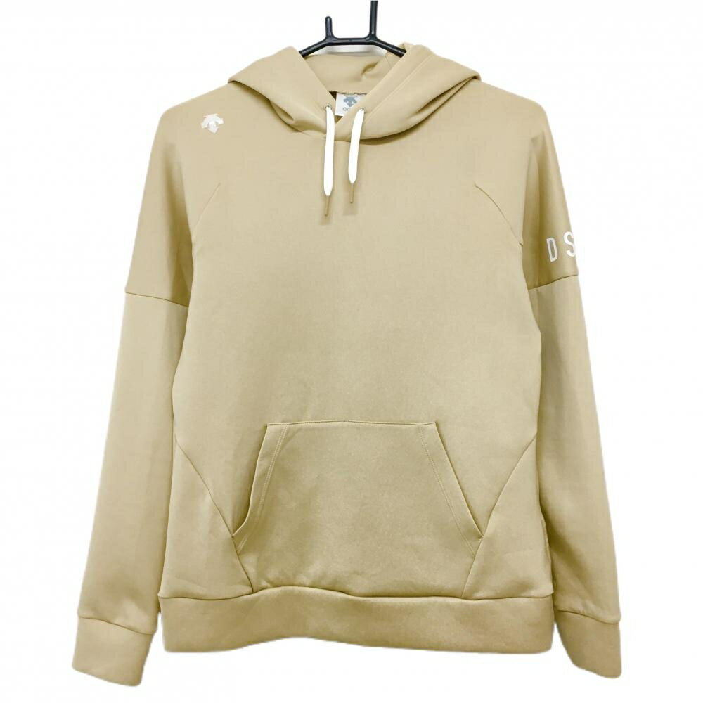 商品説明 ブランド DESCENTE アイテム パーカー 表記サイズ L ※海外サイズの場合もございます。必ず実寸サイズをご確認ください。 実寸サイズ 　ゆき丈：約81cm　身幅：約48cm　着丈：約61cm ※実寸サイズの採寸方法については、こちらをご覧ください。 ★実寸サイズは平台に平置きして外寸を測定しており、商品によっては若干の誤差が生じます。数cmの誤差は予めご了承くださいませ。 特徴・仕様 2023年モデル 適応時期 春 ・ 秋 商品ランク A コメント 袖口・裾うす汚れ、ロゴ横・裾糸引き 商品ランク（ゴルフウェア） N 新品（タグ付き) S 新品未使用品（タグなし） A+ 使用感や汚れ等がない、または目立たない綺麗な中古品 A 使用感や汚れ等が少ない美品や良品 B+ 使用感や中小の汚れ等がある一般的な中古品 B 使用感や大中の汚れ等がある一般的な中古品 C 使用感や大中の汚れ、小さな穴等がある中古品 商品ランク（ゴルフシューズ） N 新品（タグ付き) S 新品未使用品（タグなし） A+ しわや汚れ等がない、または少ない綺麗な中古品 A しわや小さな汚れはあるが、使用感が少ない美品や良品 B+ しわや中小の汚れ、使用感がある一般的な中古品 B しわや大中の汚れ、使用感がある一般的な中古品 C しわや大中の汚れ、使用感がある中古品 D しわや大きな汚れ、使用感がある中古品 &nbsp;★A+～CランクはUSED品となりますので、神経質な方はご入札をお控えください。 &nbsp;★Nランクは新品商品ですが、一部保管時による汚れ等があります。商品説明や写真で必ずご確認ください。　