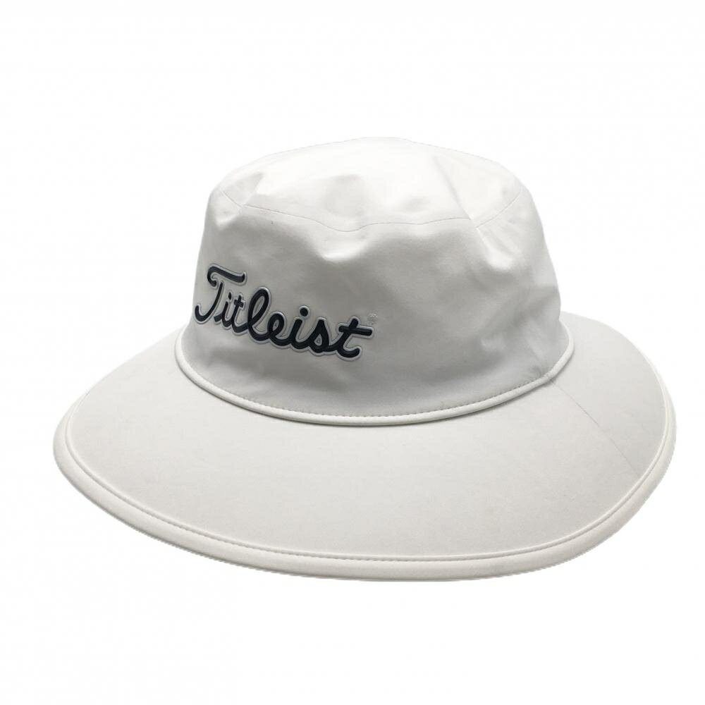 商品説明 ブランド TITLEIST アイテム ハット 表記サイズ フリー(57～59cm) ※海外サイズの場合もございます。必ず実寸サイズをご確認ください。 実寸サイズ 　つば：約7.5cm ※実寸サイズの採寸方法については、こちらをご覧ください。 ★実寸サイズは平台に平置きして外寸を測定しており、商品によっては若干の誤差が生じます。数cmの誤差は予めご了承くださいませ。 特徴・仕様 付属品 商品ランク A コメント クラウン・つば薄汚れ 商品ランク（ゴルフウェア） N 新品（タグ付き) S 新品未使用品（タグなし） A+ 使用感や汚れ等がない、または目立たない綺麗な中古品 A 使用感や汚れ等が少ない美品や良品 B+ 使用感や中小の汚れ等がある一般的な中古品 B 使用感や大中の汚れ等がある一般的な中古品 C 使用感や大中の汚れ、小さな穴等がある中古品 商品ランク（ゴルフシューズ） N 新品（タグ付き) S 新品未使用品（タグなし） A+ しわや汚れ等がない、または少ない綺麗な中古品 A しわや小さな汚れはあるが、使用感が少ない美品や良品 B+ しわや中小の汚れ、使用感がある一般的な中古品 B しわや大中の汚れ、使用感がある一般的な中古品 C しわや大中の汚れ、使用感がある中古品 D しわや大きな汚れ、使用感がある中古品 &nbsp;★A+～CランクはUSED品となりますので、神経質な方はご入札をお控えください。 &nbsp;★Nランクは新品商品ですが、一部保管時による汚れ等があります。商品説明や写真で必ずご確認ください。　