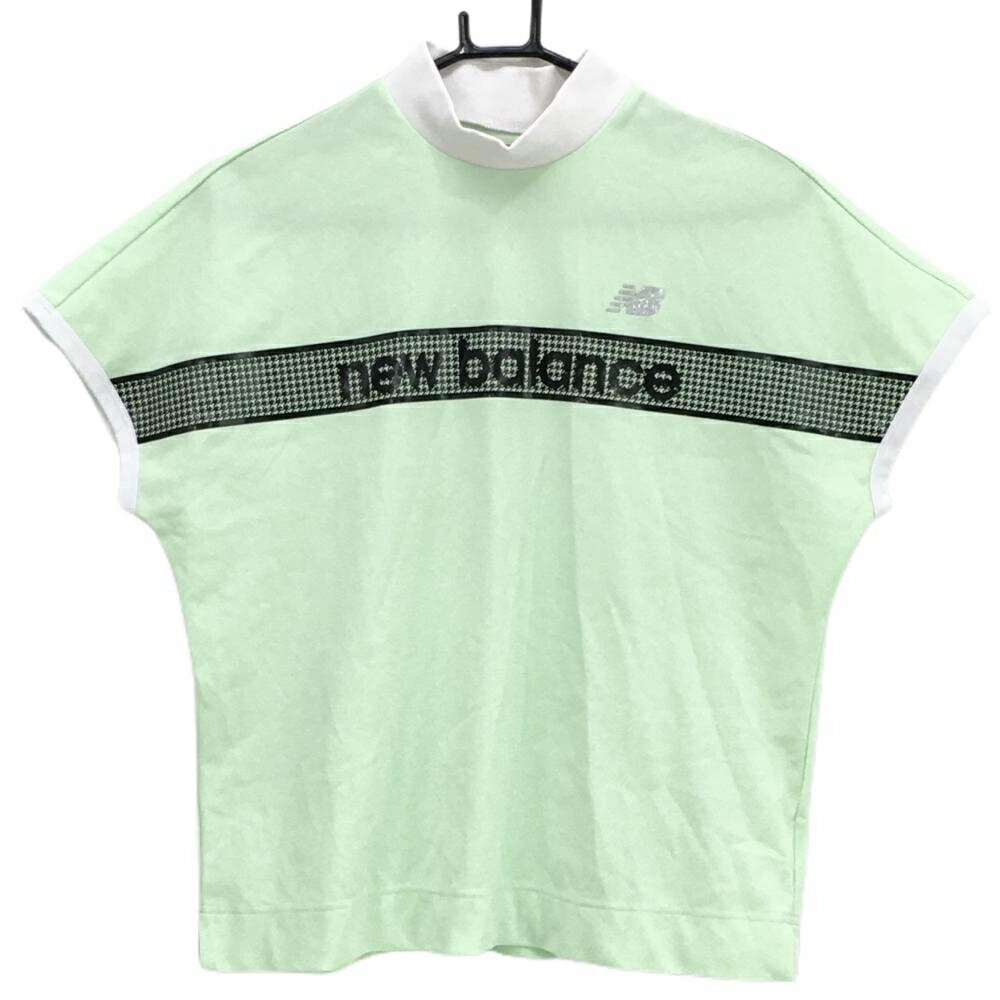 商品説明 ブランド New Balance アイテム 半袖ハイネックシャツ 表記サイズ 2 ※海外サイズの場合もございます。必ず実寸サイズをご確認ください。 実寸サイズ 　ゆき丈：約37.5cm　身幅：約54cm　着丈：約58.5cm ※実寸サイズの採寸方法については、こちらをご覧ください。 ★実寸サイズは平台に平置きして外寸を測定しており、商品によっては若干の誤差が生じます。数cmの誤差は予めご了承くださいませ。 特徴・仕様 フレンチスリーブ 　2024年モデル 適応時期 春 ・ 夏 商品ランク A コメント ネック薄汚れ、胸元汚れ 商品ランク（ゴルフウェア） N 新品（タグ付き) S 新品未使用品（タグなし） A+ 使用感や汚れ等がない、または目立たない綺麗な中古品 A 使用感や汚れ等が少ない美品や良品 B+ 使用感や中小の汚れ等がある一般的な中古品 B 使用感や大中の汚れ等がある一般的な中古品 C 使用感や大中の汚れ、小さな穴等がある中古品 商品ランク（ゴルフシューズ） N 新品（タグ付き) S 新品未使用品（タグなし） A+ しわや汚れ等がない、または少ない綺麗な中古品 A しわや小さな汚れはあるが、使用感が少ない美品や良品 B+ しわや中小の汚れ、使用感がある一般的な中古品 B しわや大中の汚れ、使用感がある一般的な中古品 C しわや大中の汚れ、使用感がある中古品 D しわや大きな汚れ、使用感がある中古品 &nbsp;★A+～CランクはUSED品となりますので、神経質な方はご入札をお控えください。 &nbsp;★Nランクは新品商品ですが、一部保管時による汚れ等があります。商品説明や写真で必ずご確認ください。　