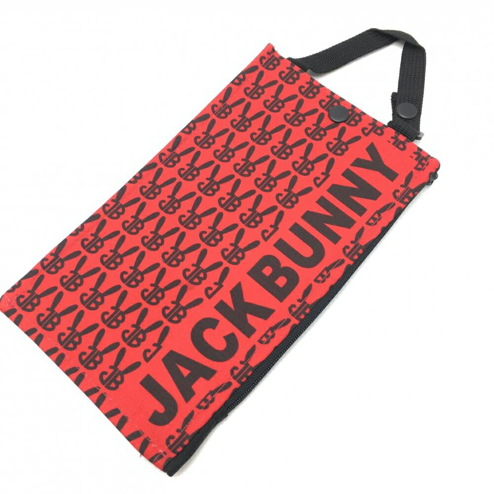 商品説明 ブランド Jack Bunny アイテム マスクケース 表記サイズ ※海外サイズの場合もございます。必ず実寸サイズをご確認ください。 実寸サイズ 　最大幅：約21.5cm　全長：約12.5cm　持ち手長さ：約7cm ※実寸サイズの採寸方法については、こちらをご覧ください。 ★実寸サイズは平台に平置きして外寸を測定しており、商品によっては若干の誤差が生じます。数cmの誤差は予めご了承くださいませ。 特徴・仕様 付属品 商品ランク S コメント 商品ランク（ゴルフウェア） N 新品（タグ付き) S 新品未使用品（タグなし） A+ 使用感や汚れ等がない、または目立たない綺麗な中古品 A 使用感や汚れ等が少ない美品や良品 B+ 使用感や中小の汚れ等がある一般的な中古品 B 使用感や大中の汚れ等がある一般的な中古品 C 使用感や大中の汚れ、小さな穴等がある中古品 商品ランク（ゴルフシューズ） N 新品（タグ付き) S 新品未使用品（タグなし） A+ しわや汚れ等がない、または少ない綺麗な中古品 A しわや小さな汚れはあるが、使用感が少ない美品や良品 B+ しわや中小の汚れ、使用感がある一般的な中古品 B しわや大中の汚れ、使用感がある一般的な中古品 C しわや大中の汚れ、使用感がある中古品 D しわや大きな汚れ、使用感がある中古品 &nbsp;★A+～CランクはUSED品となりますので、神経質な方はご入札をお控えください。 &nbsp;★Nランクは新品商品ですが、一部保管時による汚れ等があります。商品説明や写真で必ずご確認ください。　