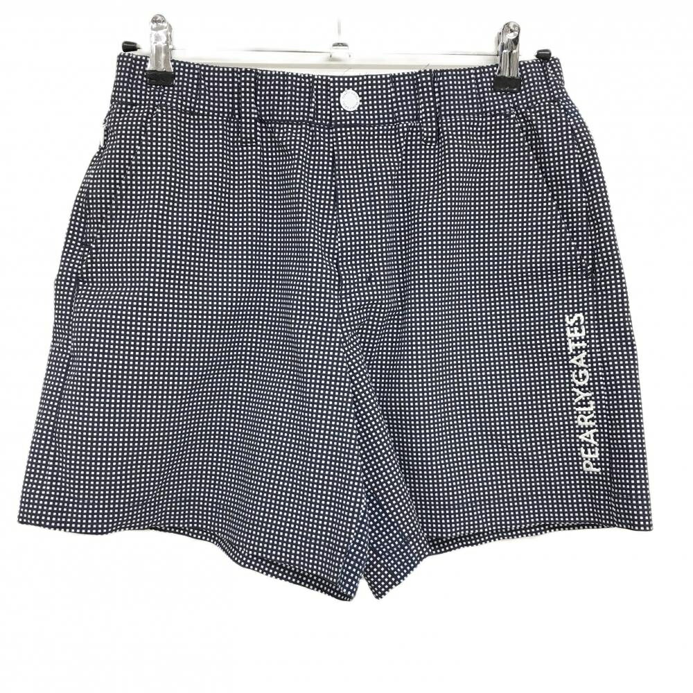 商品説明 ブランド PEARLY GATES アイテム ショートパンツ 表記サイズ L ※海外サイズの場合もございます。必ず実寸サイズをご確認ください。 実寸サイズ 　ウエスト：約36.5cm　股上：約27cm　股下：約13cm　もも幅：約32cm　裾幅：約33cm ※実寸サイズの採寸方法については、こちらをご覧ください。 ★実寸サイズは平台に平置きして外寸を測定しており、商品によっては若干の誤差が生じます。数cmの誤差は予めご了承くださいませ。 特徴・仕様 適応時期 春 ・ 夏 商品ランク A コメント ウエスト内側・ポケット内布汚れ・タグ薄れ 商品ランク（ゴルフウェア） N 新品（タグ付き) S 新品未使用品（タグなし） A+ 使用感や汚れ等がない、または目立たない綺麗な中古品 A 使用感や汚れ等が少ない美品や良品 B+ 使用感や中小の汚れ等がある一般的な中古品 B 使用感や大中の汚れ等がある一般的な中古品 C 使用感や大中の汚れ、小さな穴等がある中古品 商品ランク（ゴルフシューズ） N 新品（タグ付き) S 新品未使用品（タグなし） A+ しわや汚れ等がない、または少ない綺麗な中古品 A しわや小さな汚れはあるが、使用感が少ない美品や良品 B+ しわや中小の汚れ、使用感がある一般的な中古品 B しわや大中の汚れ、使用感がある一般的な中古品 C しわや大中の汚れ、使用感がある中古品 D しわや大きな汚れ、使用感がある中古品 &nbsp;★A+～CランクはUSED品となりますので、神経質な方はご入札をお控えください。 &nbsp;★Nランクは新品商品ですが、一部保管時による汚れ等があります。商品説明や写真で必ずご確認ください。　