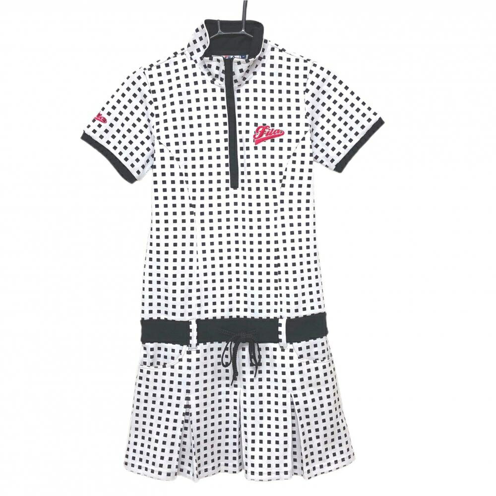 商品説明 ブランド FILA GOLF アイテム 半袖ハイネックワンピース 表記サイズ M ※海外サイズの場合もございます。必ず実寸サイズをご確認ください。 実寸サイズ 　身幅：約43cm　袖丈：約18.5cm　肩幅：約35cm　着丈：約84cm ※実寸サイズの採寸方法については、こちらをご覧ください。 ★実寸サイズは平台に平置きして外寸を測定しており、商品によっては若干の誤差が生じます。数cmの誤差は予めご了承くださいませ。 特徴・仕様 適応時期 春 ・ 夏 商品ランク A+ コメント 左ポケット口汚れ小、後ろ裾汚れ 商品ランク（ゴルフウェア） N 新品（タグ付き) S 新品未使用品（タグなし） A+ 使用感や汚れ等がない、または目立たない綺麗な中古品 A 使用感や汚れ等が少ない美品や良品 B+ 使用感や中小の汚れ等がある一般的な中古品 B 使用感や大中の汚れ等がある一般的な中古品 C 使用感や大中の汚れ、小さな穴等がある中古品 商品ランク（ゴルフシューズ） N 新品（タグ付き) S 新品未使用品（タグなし） A+ しわや汚れ等がない、または少ない綺麗な中古品 A しわや小さな汚れはあるが、使用感が少ない美品や良品 B+ しわや中小の汚れ、使用感がある一般的な中古品 B しわや大中の汚れ、使用感がある一般的な中古品 C しわや大中の汚れ、使用感がある中古品 D しわや大きな汚れ、使用感がある中古品 &nbsp;★A+～CランクはUSED品となりますので、神経質な方はご入札をお控えください。 &nbsp;★Nランクは新品商品ですが、一部保管時による汚れ等があります。商品説明や写真で必ずご確認ください。　