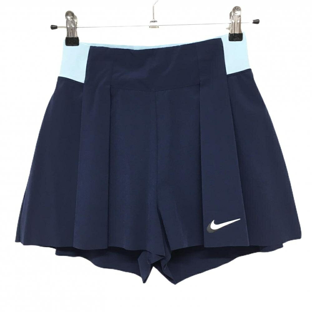 商品説明 ブランド NIKE アイテム キュロットスカート 表記サイズ S ※海外サイズの場合もございます。必ず実寸サイズをご確認ください。 実寸サイズ 　ウエスト：約31cm　スカート丈：約34cm ※実寸サイズの採寸方法については、こちらをご覧ください。 ★実寸サイズは平台に平置きして外寸を測定しており、商品によっては若干の誤差が生じます。数cmの誤差は予めご了承くださいませ。 特徴・仕様 適応時期 春 ・ 夏 商品ランク A+ コメント 商品ランク（ゴルフウェア） N 新品（タグ付き) S 新品未使用品（タグなし） A+ 使用感や汚れ等がない、または目立たない綺麗な中古品 A 使用感や汚れ等が少ない美品や良品 B+ 使用感や中小の汚れ等がある一般的な中古品 B 使用感や大中の汚れ等がある一般的な中古品 C 使用感や大中の汚れ、小さな穴等がある中古品 商品ランク（ゴルフシューズ） N 新品（タグ付き) S 新品未使用品（タグなし） A+ しわや汚れ等がない、または少ない綺麗な中古品 A しわや小さな汚れはあるが、使用感が少ない美品や良品 B+ しわや中小の汚れ、使用感がある一般的な中古品 B しわや大中の汚れ、使用感がある一般的な中古品 C しわや大中の汚れ、使用感がある中古品 D しわや大きな汚れ、使用感がある中古品 &nbsp;★A+～CランクはUSED品となりますので、神経質な方はご入札をお控えください。 &nbsp;★Nランクは新品商品ですが、一部保管時による汚れ等があります。商品説明や写真で必ずご確認ください。　