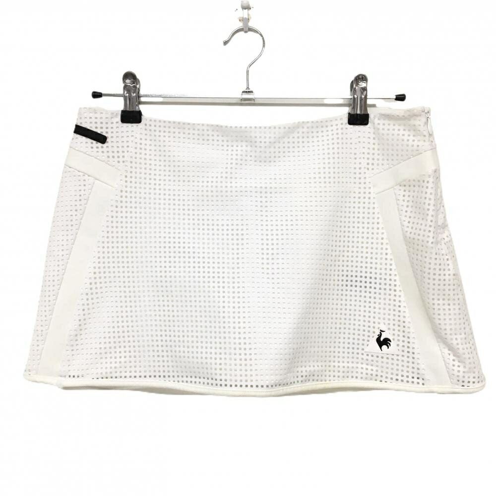 商品説明 ブランド le coq sportif アイテム スカート 表記サイズ 11 ※海外サイズの場合もございます。必ず実寸サイズをご確認ください。 実寸サイズ 　ウエスト：約39cm　スカート丈：約30cm ※実寸サイズの採寸方法については、こちらをご覧ください。 ★実寸サイズは平台に平置きして外寸を測定しており、商品によっては若干の誤差が生じます。数cmの誤差は予めご了承くださいませ。 特徴・仕様 適応時期 春 ・ 夏 商品ランク A コメント ウエスト付近・後ろポケット・裾薄汚れ 商品ランク（ゴルフウェア） N 新品（タグ付き) S 新品未使用品（タグなし） A+ 使用感や汚れ等がない、または目立たない綺麗な中古品 A 使用感や汚れ等が少ない美品や良品 B+ 使用感や中小の汚れ等がある一般的な中古品 B 使用感や大中の汚れ等がある一般的な中古品 C 使用感や大中の汚れ、小さな穴等がある中古品 商品ランク（ゴルフシューズ） N 新品（タグ付き) S 新品未使用品（タグなし） A+ しわや汚れ等がない、または少ない綺麗な中古品 A しわや小さな汚れはあるが、使用感が少ない美品や良品 B+ しわや中小の汚れ、使用感がある一般的な中古品 B しわや大中の汚れ、使用感がある一般的な中古品 C しわや大中の汚れ、使用感がある中古品 D しわや大きな汚れ、使用感がある中古品 &nbsp;★A+～CランクはUSED品となりますので、神経質な方はご入札をお控えください。 &nbsp;★Nランクは新品商品ですが、一部保管時による汚れ等があります。商品説明や写真で必ずご確認ください。　