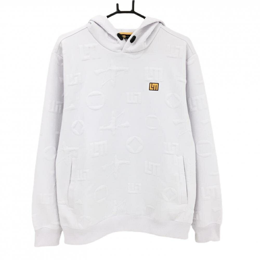 商品説明 ブランド LOUDMOUTH アイテム パーカー 表記サイズ L ※海外サイズの場合もございます。必ず実寸サイズをご確認ください。 実寸サイズ 　身幅：約57cm　袖丈：約62cm　肩幅：約48cm　着丈：約66cm ※実寸サイズの採寸方法については、こちらをご覧ください。 ★実寸サイズは平台に平置きして外寸を測定しており、商品によっては若干の誤差が生じます。数cmの誤差は予めご了承くださいませ。 特徴・仕様 適応時期 春 ・ 秋 商品ランク B+ コメント フード縁・袖下・サイドなど毛羽立ち、袖口薄汚れ 商品ランク（ゴルフウェア） N 新品（タグ付き) S 新品未使用品（タグなし） A+ 使用感や汚れ等がない、または目立たない綺麗な中古品 A 使用感や汚れ等が少ない美品や良品 B+ 使用感や中小の汚れ等がある一般的な中古品 B 使用感や大中の汚れ等がある一般的な中古品 C 使用感や大中の汚れ、小さな穴等がある中古品 商品ランク（ゴルフシューズ） N 新品（タグ付き) S 新品未使用品（タグなし） A+ しわや汚れ等がない、または少ない綺麗な中古品 A しわや小さな汚れはあるが、使用感が少ない美品や良品 B+ しわや中小の汚れ、使用感がある一般的な中古品 B しわや大中の汚れ、使用感がある一般的な中古品 C しわや大中の汚れ、使用感がある中古品 D しわや大きな汚れ、使用感がある中古品 &nbsp;★A+～CランクはUSED品となりますので、神経質な方はご入札をお控えください。 &nbsp;★Nランクは新品商品ですが、一部保管時による汚れ等があります。商品説明や写真で必ずご確認ください。　