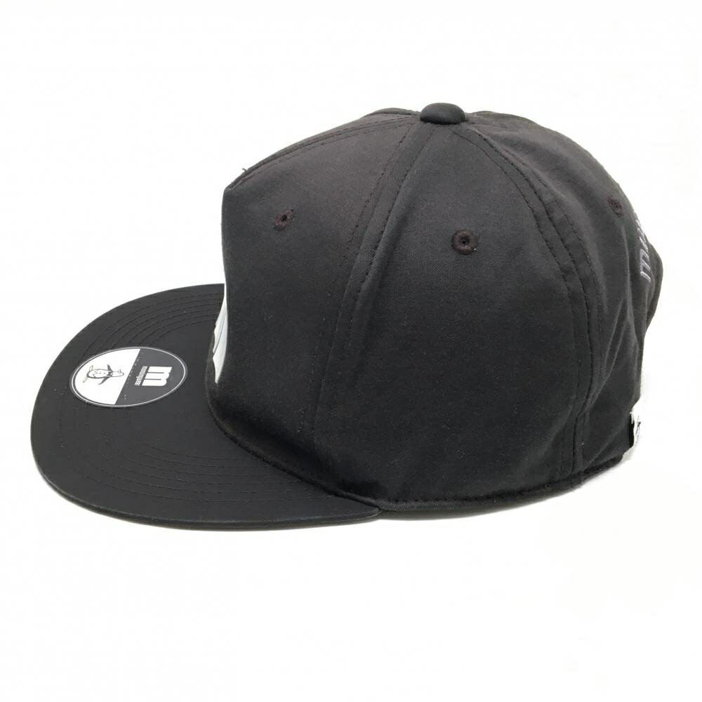 【美品】マンシングウェア フラットキャップ 黒×白 後ロゴ刺しゅう F(56-60cm) ゴルフウェア Munsingwear