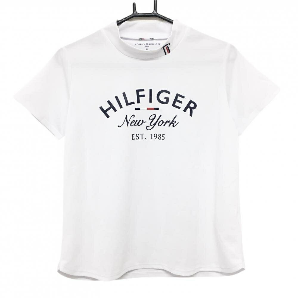 商品説明 ブランド Tommy Hilfiger Golf アイテム 半袖ハイネックシャツ 表記サイズ M ※海外サイズの場合もございます。必ず実寸サイズをご確認ください。 実寸サイズ 　身幅：約47cm　袖丈：約16.5cm　肩幅：約37cm　着丈：約58.5cm ※実寸サイズの採寸方法については、こちらをご覧ください。 ★実寸サイズは平台に平置きして外寸を測定しており、商品によっては若干の誤差が生じます。数cmの誤差は予めご了承くださいませ。 特徴・仕様 適応時期 春 ・ 夏 商品ランク A+ コメント 商品ランク（ゴルフウェア） N 新品（タグ付き) S 新品未使用品（タグなし） A+ 使用感や汚れ等がない、または目立たない綺麗な中古品 A 使用感や汚れ等が少ない美品や良品 B+ 使用感や中小の汚れ等がある一般的な中古品 B 使用感や大中の汚れ等がある一般的な中古品 C 使用感や大中の汚れ、小さな穴等がある中古品 商品ランク（ゴルフシューズ） N 新品（タグ付き) S 新品未使用品（タグなし） A+ しわや汚れ等がない、または少ない綺麗な中古品 A しわや小さな汚れはあるが、使用感が少ない美品や良品 B+ しわや中小の汚れ、使用感がある一般的な中古品 B しわや大中の汚れ、使用感がある一般的な中古品 C しわや大中の汚れ、使用感がある中古品 D しわや大きな汚れ、使用感がある中古品 &nbsp;★A+～CランクはUSED品となりますので、神経質な方はご入札をお控えください。 &nbsp;★Nランクは新品商品ですが、一部保管時による汚れ等があります。商品説明や写真で必ずご確認ください。　