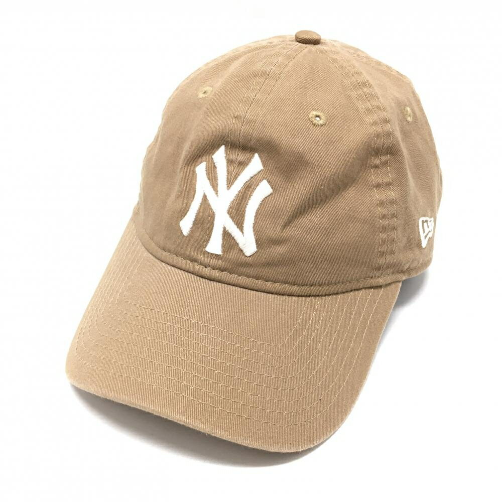 商品説明 ブランド New Era アイテム キャップ 表記サイズ ※海外サイズの場合もございます。必ず実寸サイズをご確認ください。 実寸サイズ 　つば：約7cm ※実寸サイズの採寸方法については、こちらをご覧ください。 ★実寸サイズは平台に平置きして外寸を測定しており、商品によっては若干の誤差が生じます。数cmの誤差は予めご了承くださいませ。 特徴・仕様 付属品 商品ランク B+ コメント 色褪せ、ロゴ・額など汚れ 商品ランク（ゴルフウェア） N 新品（タグ付き) S 新品未使用品（タグなし） A+ 使用感や汚れ等がない、または目立たない綺麗な中古品 A 使用感や汚れ等が少ない美品や良品 B+ 使用感や中小の汚れ等がある一般的な中古品 B 使用感や大中の汚れ等がある一般的な中古品 C 使用感や大中の汚れ、小さな穴等がある中古品 商品ランク（ゴルフシューズ） N 新品（タグ付き) S 新品未使用品（タグなし） A+ しわや汚れ等がない、または少ない綺麗な中古品 A しわや小さな汚れはあるが、使用感が少ない美品や良品 B+ しわや中小の汚れ、使用感がある一般的な中古品 B しわや大中の汚れ、使用感がある一般的な中古品 C しわや大中の汚れ、使用感がある中古品 D しわや大きな汚れ、使用感がある中古品 &nbsp;★A+～CランクはUSED品となりますので、神経質な方はご入札をお控えください。 &nbsp;★Nランクは新品商品ですが、一部保管時による汚れ等があります。商品説明や写真で必ずご確認ください。　