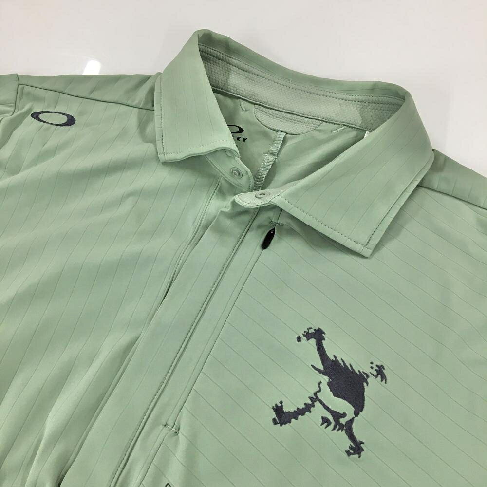 レオナード 楽天市場店の【超美品】オークリー 半袖ポロシャツ スモーキーグリーン系 ストライプ地模様 胸ロゴ メンズ XL ゴルフウェア 2024年モデル Oakley｜アングル3