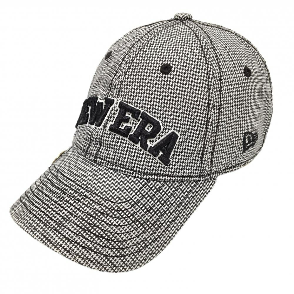 商品説明 ブランド New Era アイテム キャップ 表記サイズ ※海外サイズの場合もございます。必ず実寸サイズをご確認ください。 実寸サイズ 　つば：約7cm ※実寸サイズの採寸方法については、こちらをご覧ください。 ★実寸サイズは平台に平置きして外寸を測定しており、商品によっては若干の誤差が生じます。数cmの誤差は予めご了承くださいませ。 特徴・仕様 付属品 商品ランク A コメント つば縁・サイド・後ろ薄汚れ 商品ランク（ゴルフウェア） N 新品（タグ付き) S 新品未使用品（タグなし） A+ 使用感や汚れ等がない、または目立たない綺麗な中古品 A 使用感や汚れ等が少ない美品や良品 B+ 使用感や中小の汚れ等がある一般的な中古品 B 使用感や大中の汚れ等がある一般的な中古品 C 使用感や大中の汚れ、小さな穴等がある中古品 商品ランク（ゴルフシューズ） N 新品（タグ付き) S 新品未使用品（タグなし） A+ しわや汚れ等がない、または少ない綺麗な中古品 A しわや小さな汚れはあるが、使用感が少ない美品や良品 B+ しわや中小の汚れ、使用感がある一般的な中古品 B しわや大中の汚れ、使用感がある一般的な中古品 C しわや大中の汚れ、使用感がある中古品 D しわや大きな汚れ、使用感がある中古品 &nbsp;★A+～CランクはUSED品となりますので、神経質な方はご入札をお控えください。 &nbsp;★Nランクは新品商品ですが、一部保管時による汚れ等があります。商品説明や写真で必ずご確認ください。　