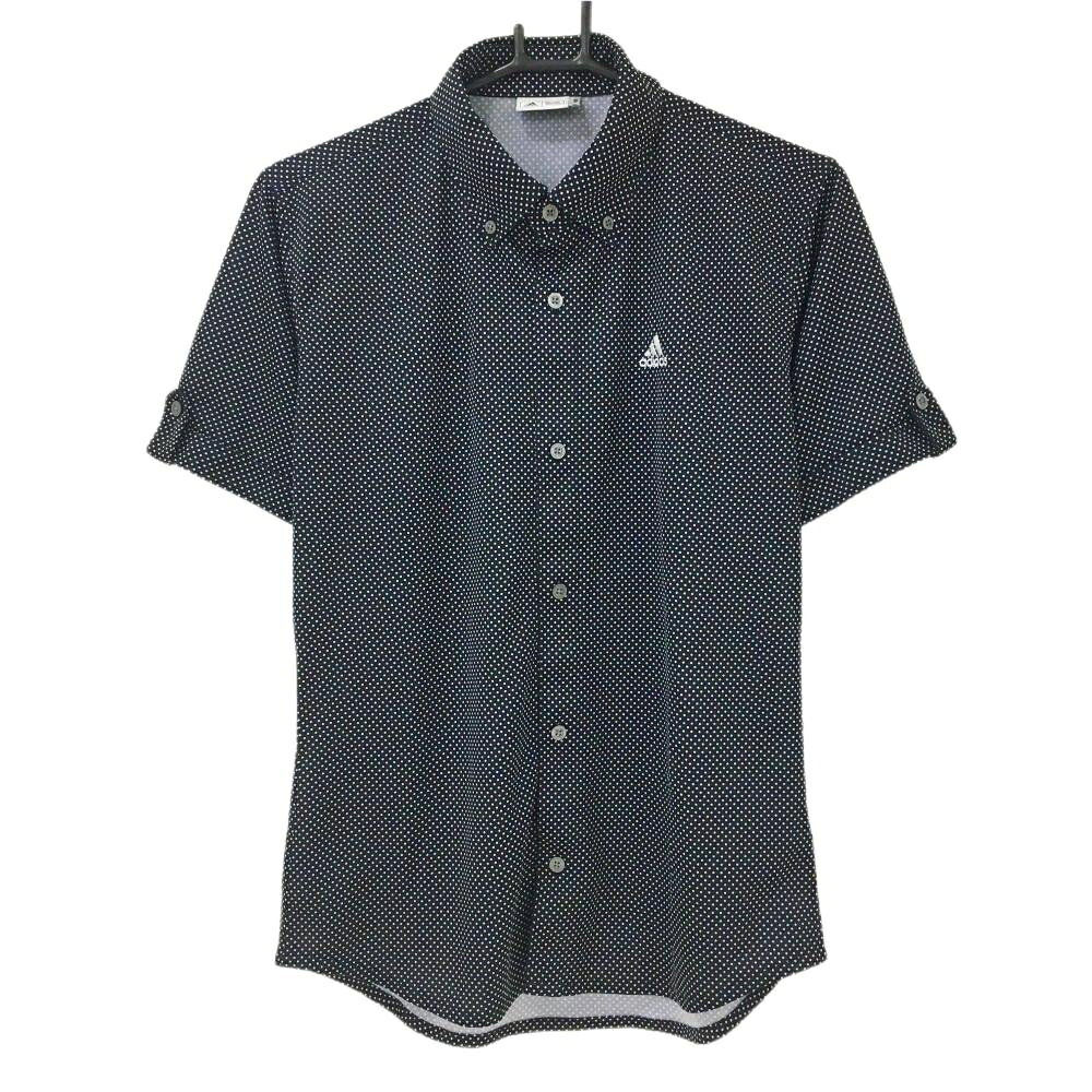 商品説明 ブランド adidas アイテム 半袖シャツ 表記サイズ M/M ※海外サイズの場合もございます。必ず実寸サイズをご確認ください。 実寸サイズ 　身幅：約49.5cm　袖丈：約21cm　肩幅：約42cm　着丈：約69.5cm ※実寸サイズの採寸方法については、こちらをご覧ください。 ★実寸サイズは平台に平置きして外寸を測定しており、商品によっては若干の誤差が生じます。数cmの誤差は予めご了承くださいませ。 特徴・仕様 適応時期 春 ・ 夏 商品ランク A+ コメント 胸引っ掛かり少 商品ランク（ゴルフウェア） N 新品（タグ付き) S 新品未使用品（タグなし） A+ 使用感や汚れ等がない、または目立たない綺麗な中古品 A 使用感や汚れ等が少ない美品や良品 B+ 使用感や中小の汚れ等がある一般的な中古品 B 使用感や大中の汚れ等がある一般的な中古品 C 使用感や大中の汚れ、小さな穴等がある中古品 商品ランク（ゴルフシューズ） N 新品（タグ付き) S 新品未使用品（タグなし） A+ しわや汚れ等がない、または少ない綺麗な中古品 A しわや小さな汚れはあるが、使用感が少ない美品や良品 B+ しわや中小の汚れ、使用感がある一般的な中古品 B しわや大中の汚れ、使用感がある一般的な中古品 C しわや大中の汚れ、使用感がある中古品 D しわや大きな汚れ、使用感がある中古品 &nbsp;★A+～CランクはUSED品となりますので、神経質な方はご入札をお控えください。 &nbsp;★Nランクは新品商品ですが、一部保管時による汚れ等があります。商品説明や写真で必ずご確認ください。　