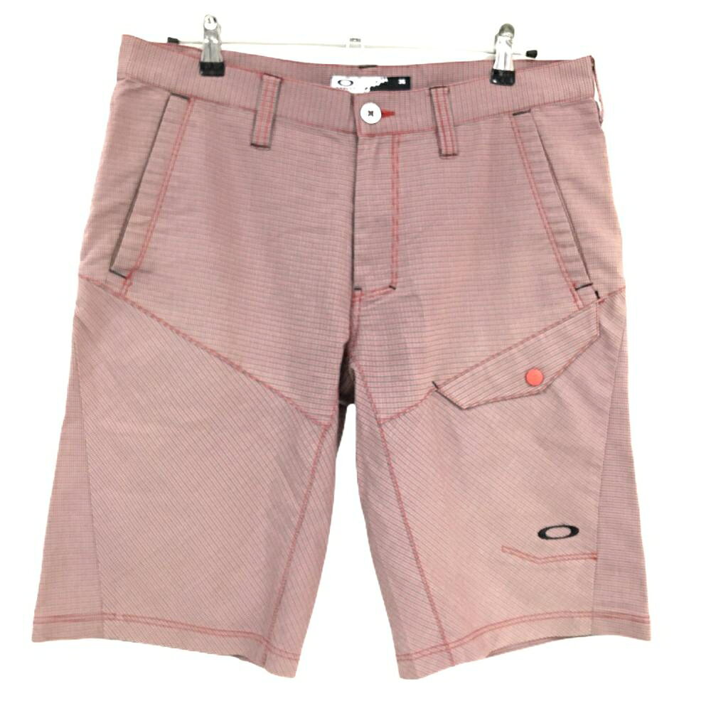 商品説明 ブランド Oakley アイテム ハーフパンツ 表記サイズ 36 ※海外サイズの場合もございます。必ず実寸サイズをご確認ください。 実寸サイズ 　ウエスト：約46.5cm　股上：約25cm　股下：約32cm　もも幅：約30.5cm　裾幅：約27cm ※実寸サイズの採寸方法については、こちらをご覧ください。 ★実寸サイズは平台に平置きして外寸を測定しており、商品によっては若干の誤差が生じます。数cmの誤差は予めご了承くださいませ。 特徴・仕様 ストレッチ　 適応時期 春 ・ 夏 ・ 秋 商品ランク B+ コメント 色褪せ 商品ランク（ゴルフウェア） N 新品（タグ付き) S 新品未使用品（タグなし） A+ 使用感や汚れ等がない、または目立たない綺麗な中古品 A 使用感や汚れ等が少ない美品や良品 B+ 使用感や中小の汚れ等がある一般的な中古品 B 使用感や大中の汚れ等がある一般的な中古品 C 使用感や大中の汚れ、小さな穴等がある中古品 商品ランク（ゴルフシューズ） N 新品（タグ付き) S 新品未使用品（タグなし） A+ しわや汚れ等がない、または少ない綺麗な中古品 A しわや小さな汚れはあるが、使用感が少ない美品や良品 B+ しわや中小の汚れ、使用感がある一般的な中古品 B しわや大中の汚れ、使用感がある一般的な中古品 C しわや大中の汚れ、使用感がある中古品 D しわや大きな汚れ、使用感がある中古品 &nbsp;★A+～CランクはUSED品となりますので、神経質な方はご入札をお控えください。 &nbsp;★Nランクは新品商品ですが、一部保管時による汚れ等があります。商品説明や写真で必ずご確認ください。　