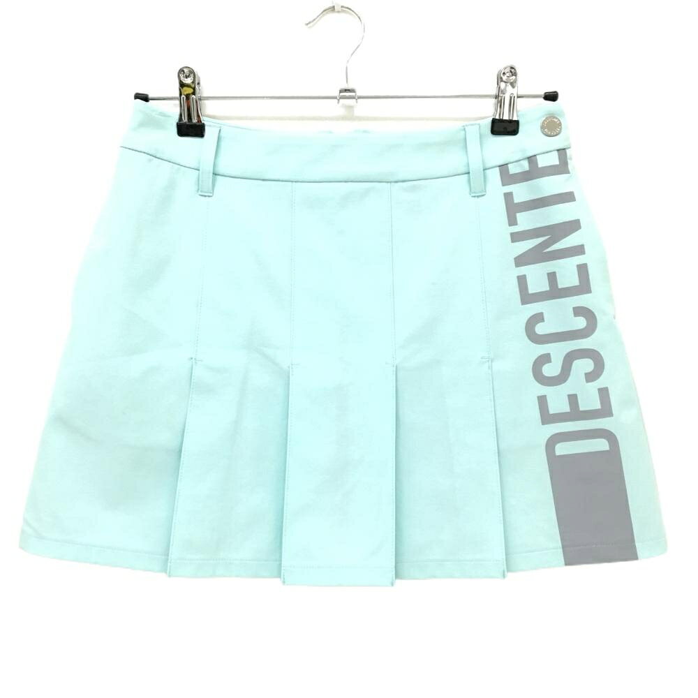商品説明 ブランド DESCENTE アイテム スカート 表記サイズ 64/M ※海外サイズの場合もございます。必ず実寸サイズをご確認ください。 実寸サイズ 　ウエスト：約36cm　スカート丈：約37.5cm ※実寸サイズの採寸方法については、こちらをご覧ください。 ★実寸サイズは平台に平置きして外寸を測定しており、商品によっては若干の誤差が生じます。数cmの誤差は予めご了承くださいませ。 特徴・仕様 適応時期 春 ・ 夏 ・ 秋 商品ランク A コメント 太腿・ポケット口・フロント薄汚れ ハンガー跡あり 商品ランク（ゴルフウェア） N 新品（タグ付き) S 新品未使用品（タグなし） A+ 使用感や汚れ等がない、または目立たない綺麗な中古品 A 使用感や汚れ等が少ない美品や良品 B+ 使用感や中小の汚れ等がある一般的な中古品 B 使用感や大中の汚れ等がある一般的な中古品 C 使用感や大中の汚れ、小さな穴等がある中古品 商品ランク（ゴルフシューズ） N 新品（タグ付き) S 新品未使用品（タグなし） A+ しわや汚れ等がない、または少ない綺麗な中古品 A しわや小さな汚れはあるが、使用感が少ない美品や良品 B+ しわや中小の汚れ、使用感がある一般的な中古品 B しわや大中の汚れ、使用感がある一般的な中古品 C しわや大中の汚れ、使用感がある中古品 D しわや大きな汚れ、使用感がある中古品 &nbsp;★A+～CランクはUSED品となりますので、神経質な方はご入札をお控えください。 &nbsp;★Nランクは新品商品ですが、一部保管時による汚れ等があります。商品説明や写真で必ずご確認ください。　