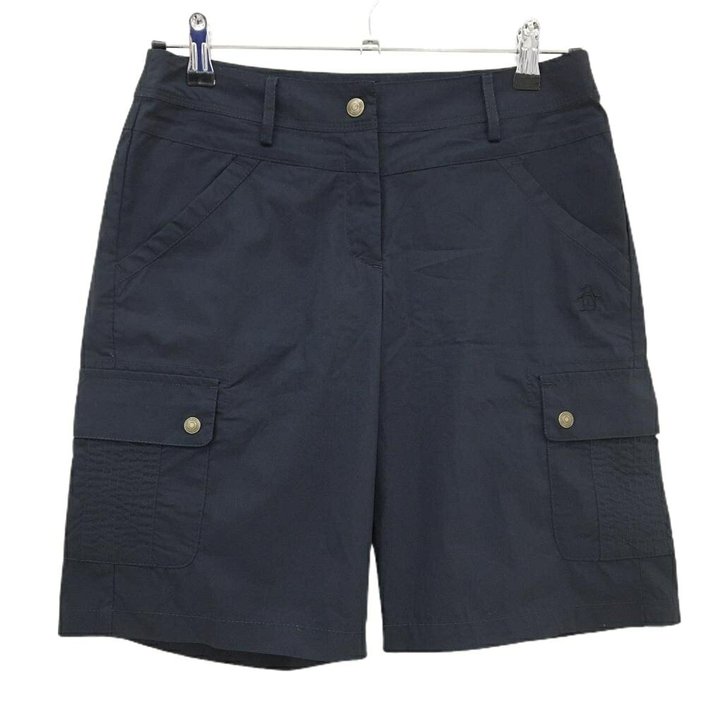 商品説明 ブランド Munsingwear アイテム ハーフパンツ 表記サイズ 9 ※海外サイズの場合もございます。必ず実寸サイズをご確認ください。 実寸サイズ 　ウエスト：約36.5cm　股上：約23cm　股下：約22.5cm　もも幅：約27cm　裾幅：約25cm ※実寸サイズの採寸方法については、こちらをご覧ください。 ★実寸サイズは平台に平置きして外寸を測定しており、商品によっては若干の誤差が生じます。数cmの誤差は予めご了承くださいませ。 特徴・仕様 適応時期 春 ・ 夏 ・ 秋 商品ランク A コメント 前ポケット薄汚れ 商品ランク（ゴルフウェア） N 新品（タグ付き) S 新品未使用品（タグなし） A+ 使用感や汚れ等がない、または目立たない綺麗な中古品 A 使用感や汚れ等が少ない美品や良品 B+ 使用感や中小の汚れ等がある一般的な中古品 B 使用感や大中の汚れ等がある一般的な中古品 C 使用感や大中の汚れ、小さな穴等がある中古品 商品ランク（ゴルフシューズ） N 新品（タグ付き) S 新品未使用品（タグなし） A+ しわや汚れ等がない、または少ない綺麗な中古品 A しわや小さな汚れはあるが、使用感が少ない美品や良品 B+ しわや中小の汚れ、使用感がある一般的な中古品 B しわや大中の汚れ、使用感がある一般的な中古品 C しわや大中の汚れ、使用感がある中古品 D しわや大きな汚れ、使用感がある中古品 &nbsp;★A+～CランクはUSED品となりますので、神経質な方はご入札をお控えください。 &nbsp;★Nランクは新品商品ですが、一部保管時による汚れ等があります。商品説明や写真で必ずご確認ください。　