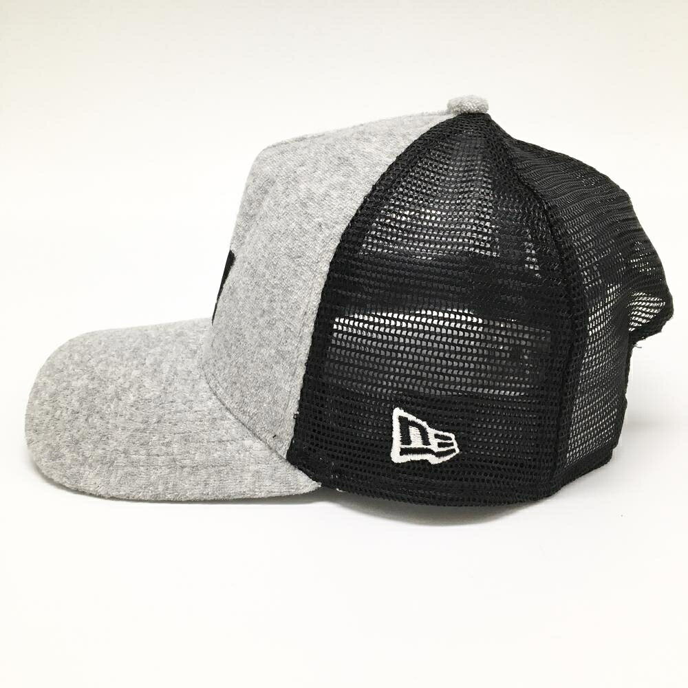 【新品】ニューエラ メッシュキャップ 杢グレー×黒 パイル地 フロントロゴ ゴルフウェア New Era