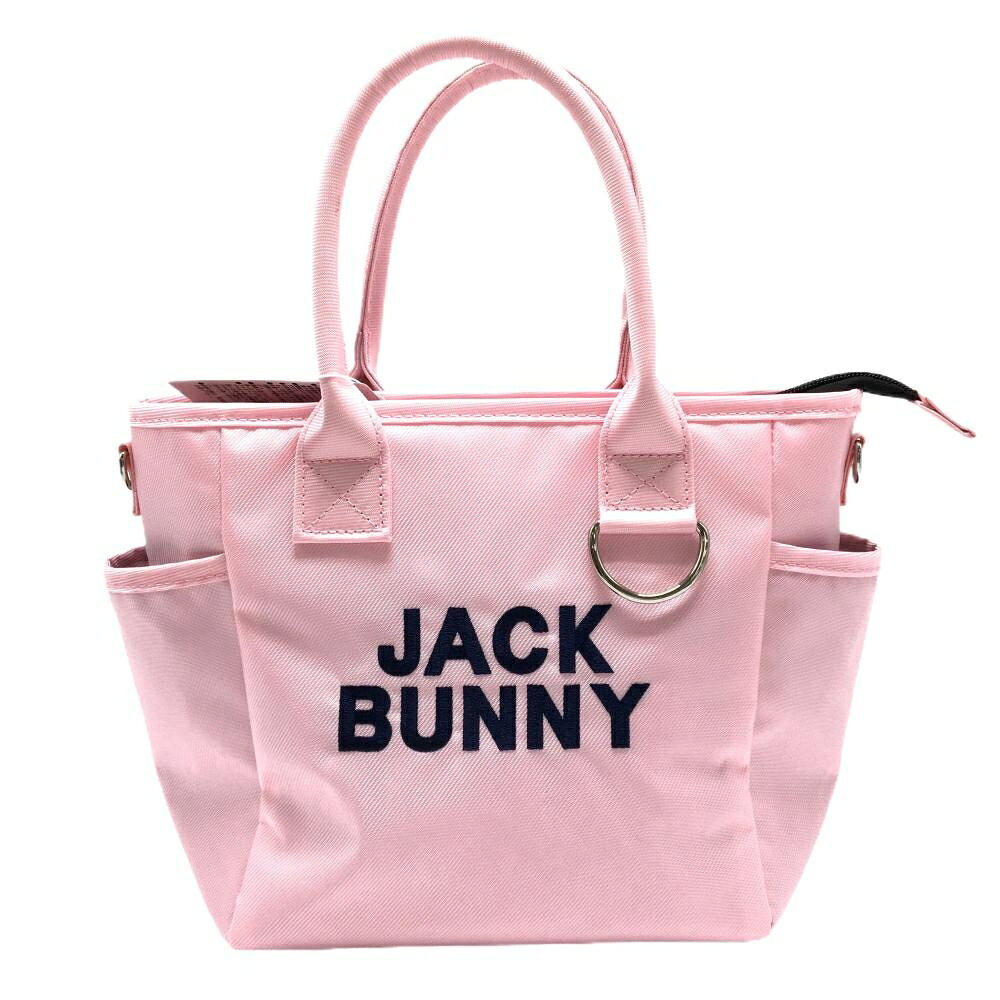 商品説明 ブランド Jack Bunny アイテム カートバッグ 表記サイズ FR ※海外サイズの場合もございます。必ず実寸サイズをご確認ください。 実寸サイズ 　底幅：約21cm　高さ：約22.5cm　奥行き(マチ)：約10cm　持ち手：約13cm ※実寸サイズの採寸方法については、こちらをご覧ください。 ★実寸サイズは平台に平置きして外寸を測定しており、商品によっては若干の誤差が生じます。数cmの誤差は予めご了承くださいませ。 特徴・仕様 2026年モデル 付属品 商品ランク N コメント 商品ランク（ゴルフウェア） N 新品（タグ付き) S 新品未使用品（タグなし） A+ 使用感や汚れ等がない、または目立たない綺麗な中古品 A 使用感や汚れ等が少ない美品や良品 B+ 使用感や中小の汚れ等がある一般的な中古品 B 使用感や大中の汚れ等がある一般的な中古品 C 使用感や大中の汚れ、小さな穴等がある中古品 商品ランク（ゴルフシューズ） N 新品（タグ付き) S 新品未使用品（タグなし） A+ しわや汚れ等がない、または少ない綺麗な中古品 A しわや小さな汚れはあるが、使用感が少ない美品や良品 B+ しわや中小の汚れ、使用感がある一般的な中古品 B しわや大中の汚れ、使用感がある一般的な中古品 C しわや大中の汚れ、使用感がある中古品 D しわや大きな汚れ、使用感がある中古品 &nbsp;★A+～CランクはUSED品となりますので、神経質な方はご入札をお控えください。 &nbsp;★Nランクは新品商品ですが、一部保管時による汚れ等があります。商品説明や写真で必ずご確認ください。　