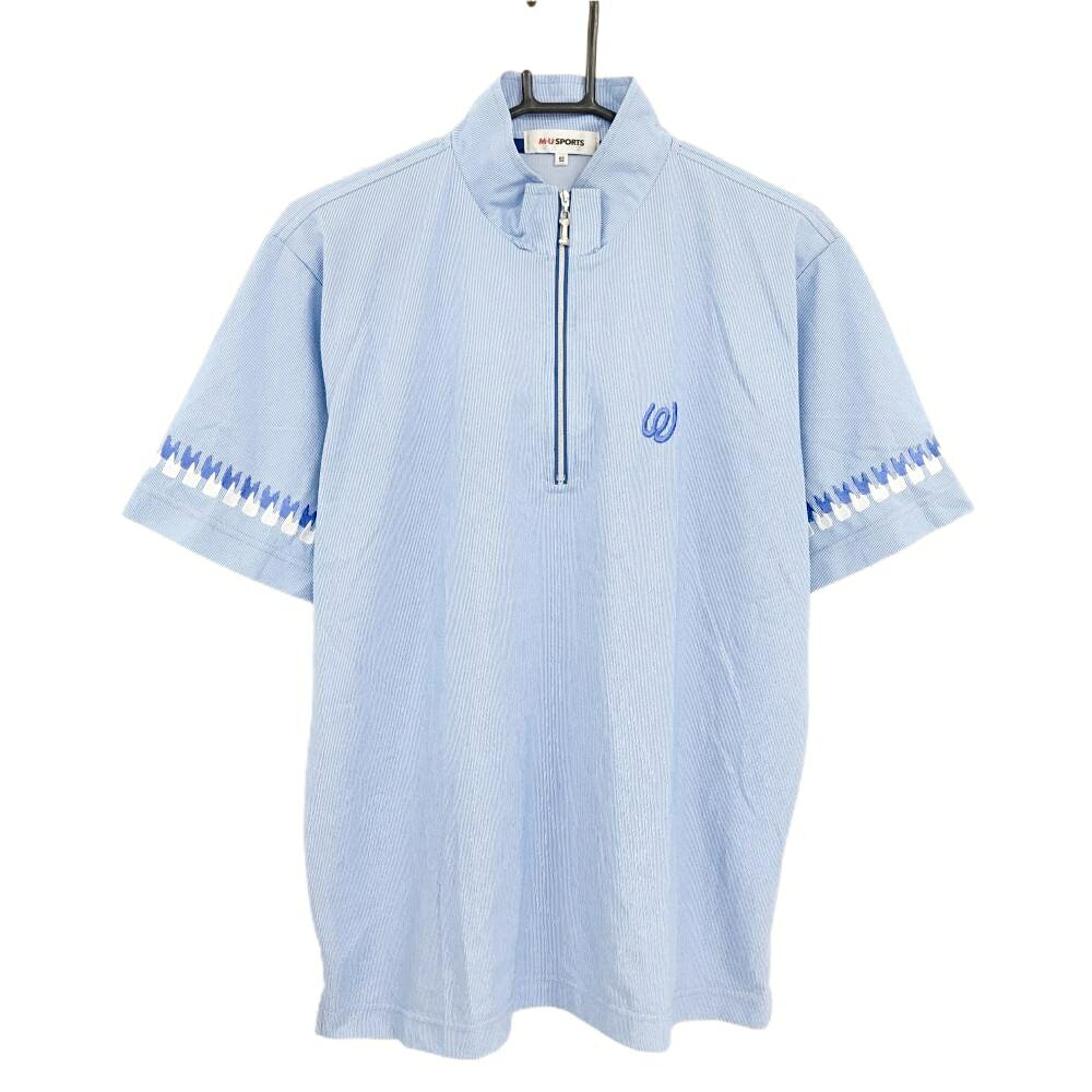 【美品】MUスポーツ 半袖ハイネックシャツ ブルー 細ストライプ ハーフジップ 袖刺しゅう メンズ 52(XL) ゴルフウェア M・U SPORTS