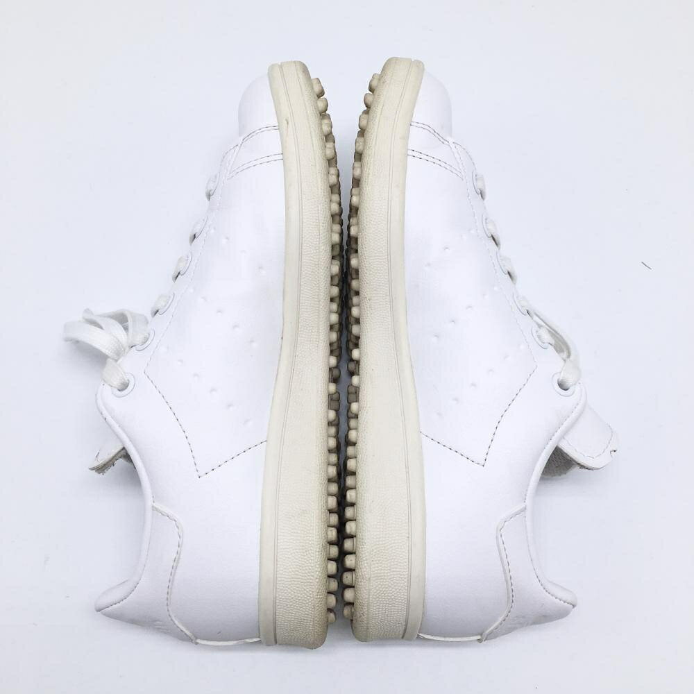 【美品】アディダス ゴルフシューズ 白系 IG1561 スタンスミスゴルフ スパイクレス レディース 22.5 ゴルフウェア adidas