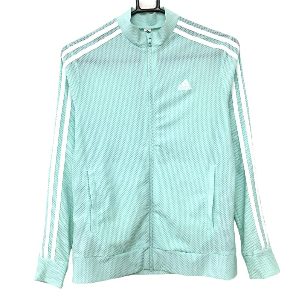 商品説明 ブランド adidas アイテム ジャケット 表記サイズ L ※海外サイズの場合もございます。必ず実寸サイズをご確認ください。 実寸サイズ 　身幅：約46.5cm　袖丈：約56.5cm　肩幅：約38.5cm　着丈：約58.5cm ※実寸サイズの採寸方法については、こちらをご覧ください。 ★実寸サイズは平台に平置きして外寸を測定しており、商品によっては若干の誤差が生じます。数cmの誤差は予めご了承くださいませ。 特徴・仕様 適応時期 春 ・ 夏 ・ 秋 商品ランク A+ コメント 商品ランク（ゴルフウェア） N 新品（タグ付き) S 新品未使用品（タグなし） A+ 使用感や汚れ等がない、または目立たない綺麗な中古品 A 使用感や汚れ等が少ない美品や良品 B+ 使用感や中小の汚れ等がある一般的な中古品 B 使用感や大中の汚れ等がある一般的な中古品 C 使用感や大中の汚れ、小さな穴等がある中古品 商品ランク（ゴルフシューズ） N 新品（タグ付き) S 新品未使用品（タグなし） A+ しわや汚れ等がない、または少ない綺麗な中古品 A しわや小さな汚れはあるが、使用感が少ない美品や良品 B+ しわや中小の汚れ、使用感がある一般的な中古品 B しわや大中の汚れ、使用感がある一般的な中古品 C しわや大中の汚れ、使用感がある中古品 D しわや大きな汚れ、使用感がある中古品 &nbsp;★A+～CランクはUSED品となりますので、神経質な方はご入札をお控えください。 &nbsp;★Nランクは新品商品ですが、一部保管時による汚れ等があります。商品説明や写真で必ずご確認ください。　
